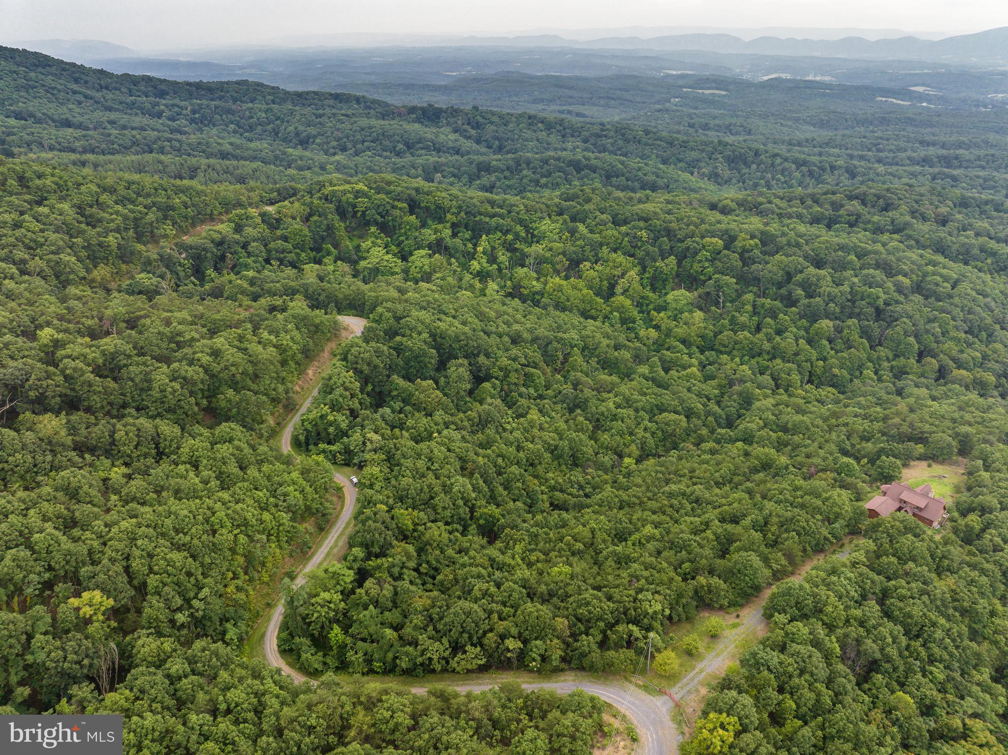 BLUFFS ON THE POTOMAC - Land