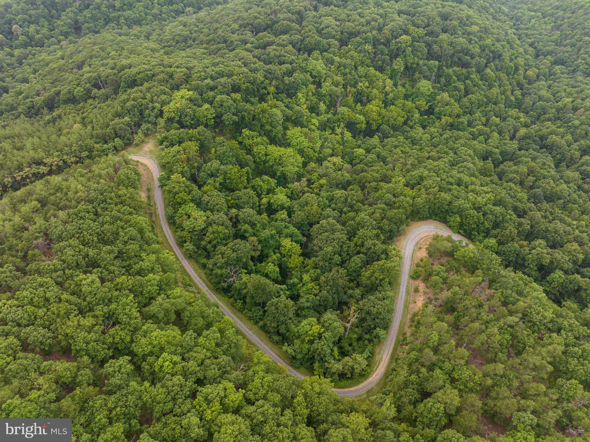 BLUFFS ON THE POTOMAC - Land
