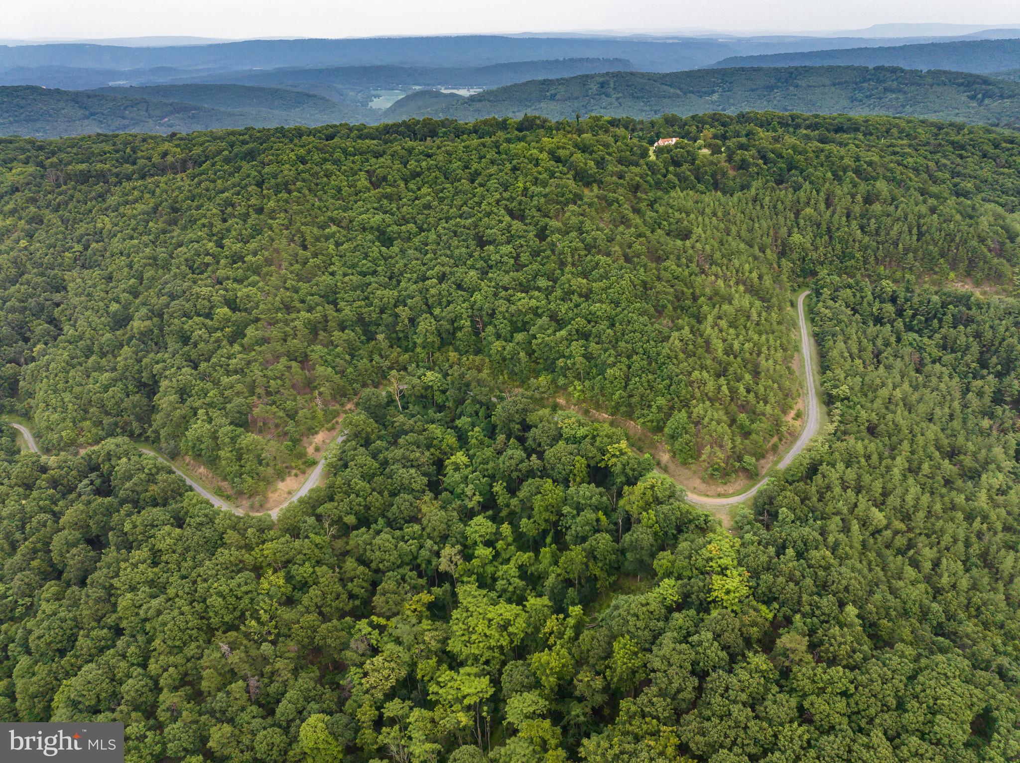 BLUFFS ON THE POTOMAC - Land