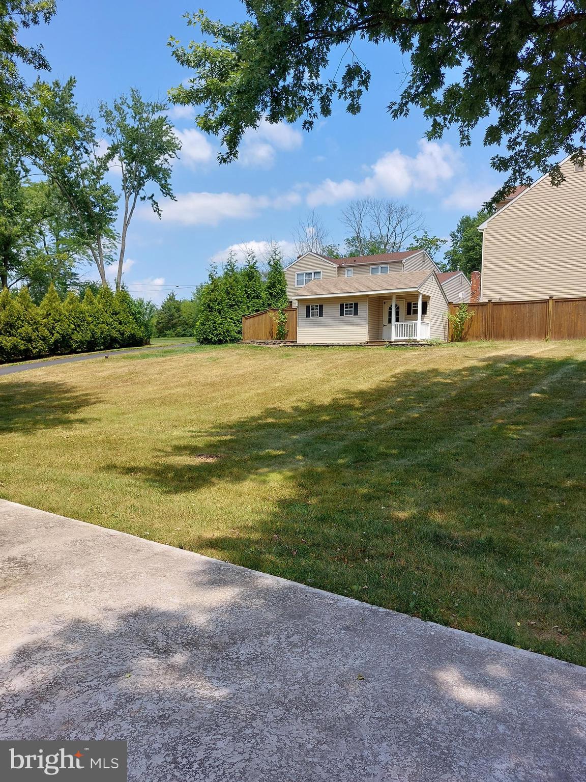 AUDUBON ESTATES - Residential Lease