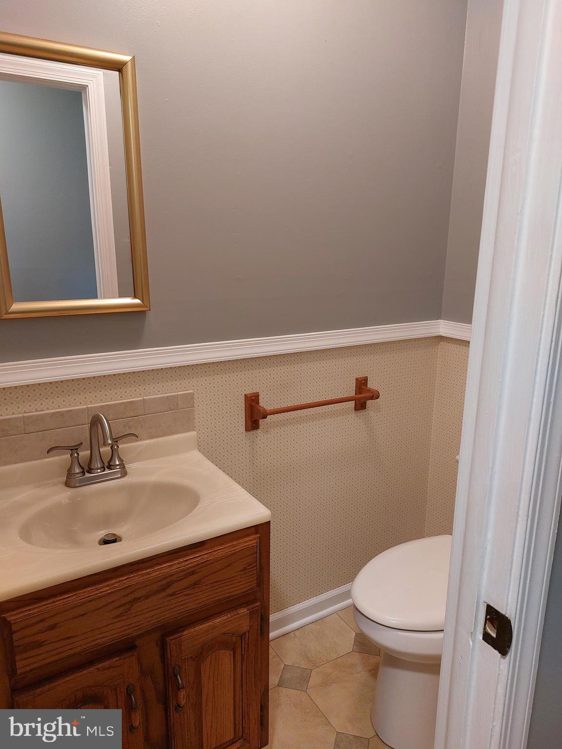 AUDUBON ESTATES - Residential Lease