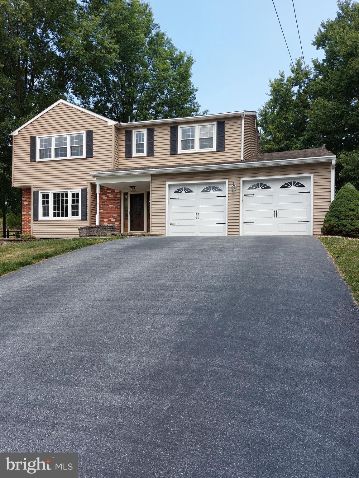 AUDUBON ESTATES - Residential Lease