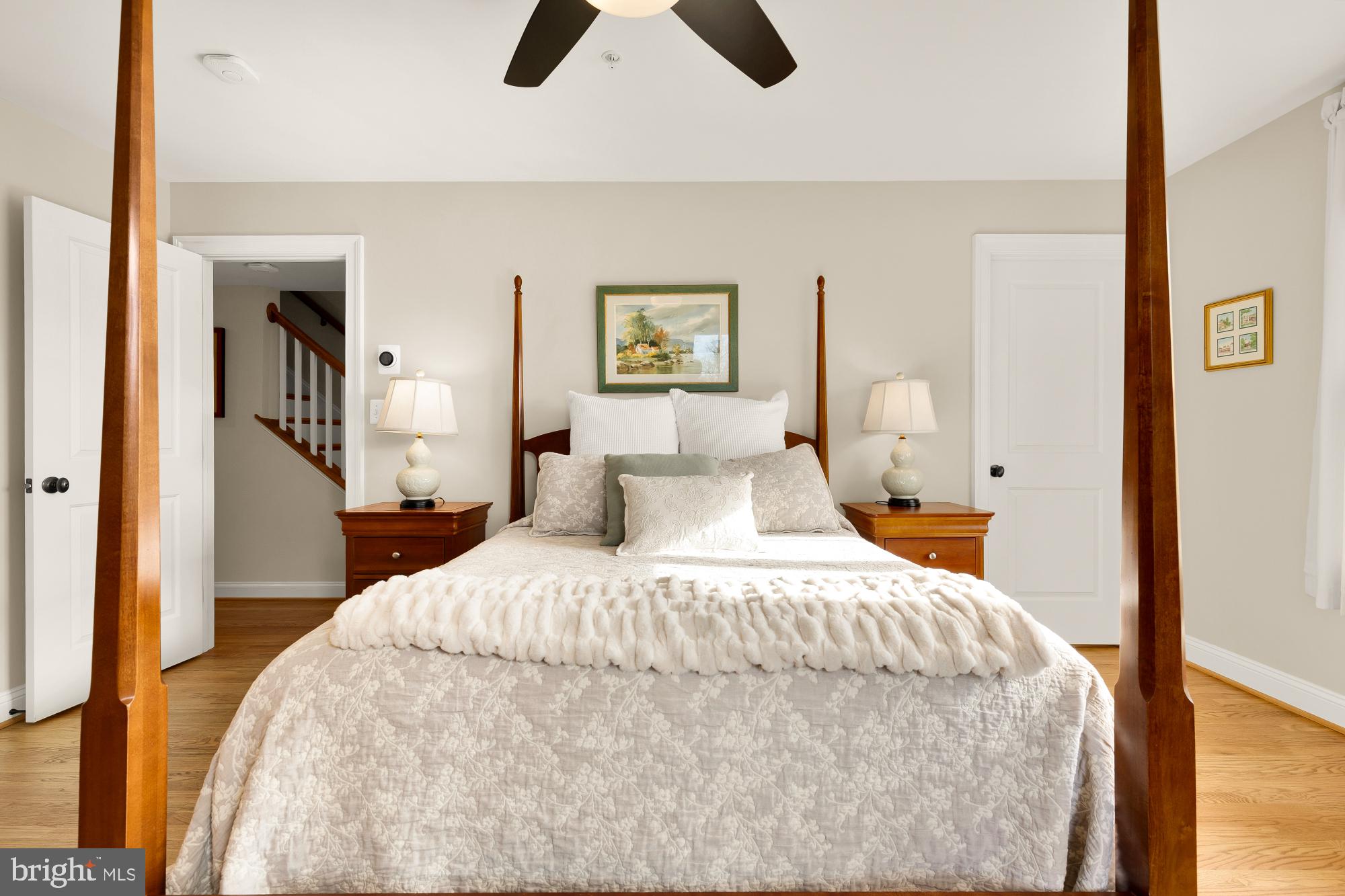 WOODSIDE - Residential