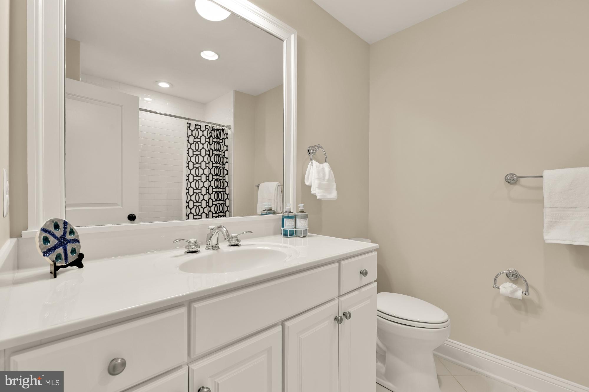 WOODSIDE - Residential