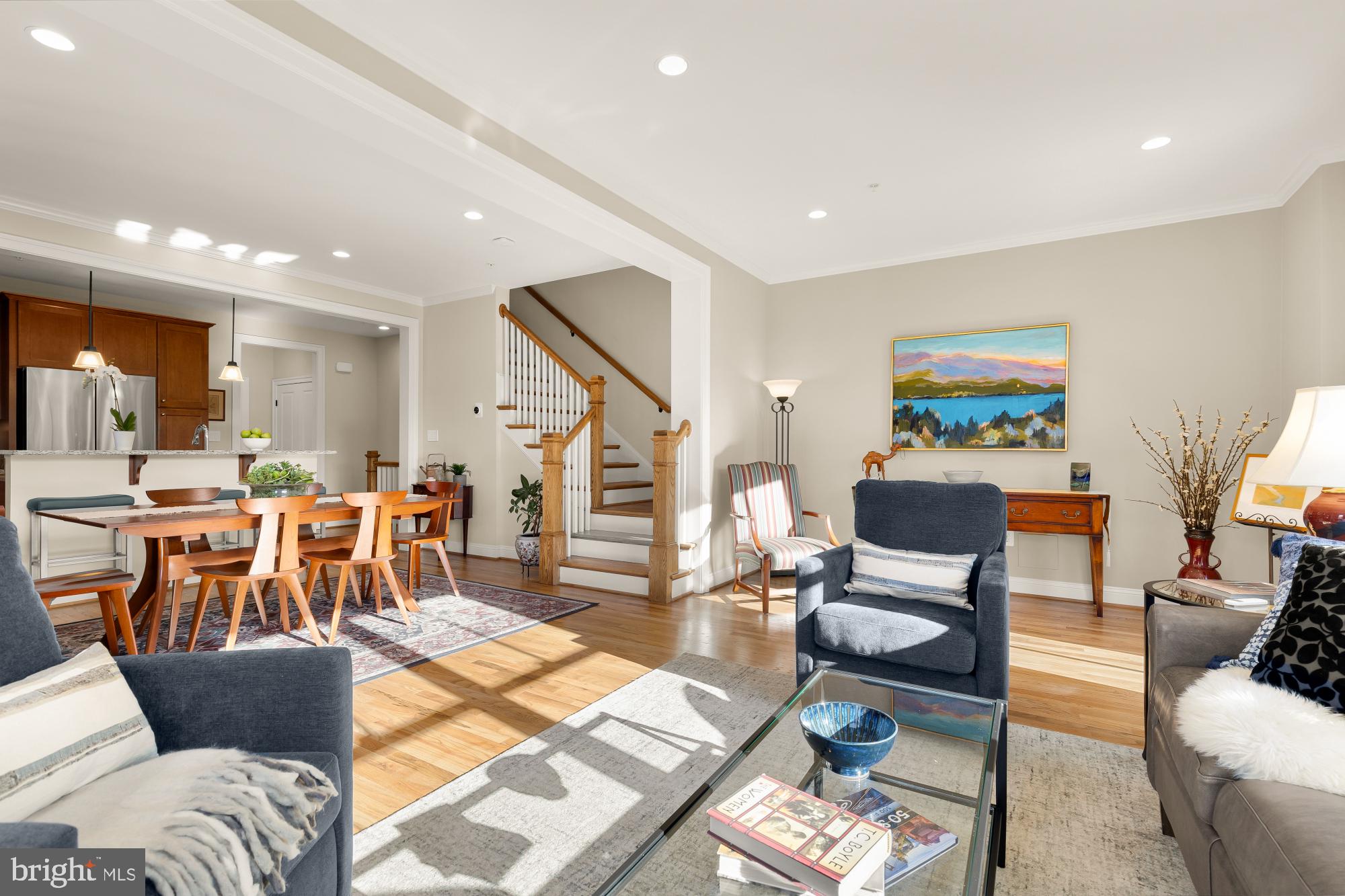 WOODSIDE - Residential