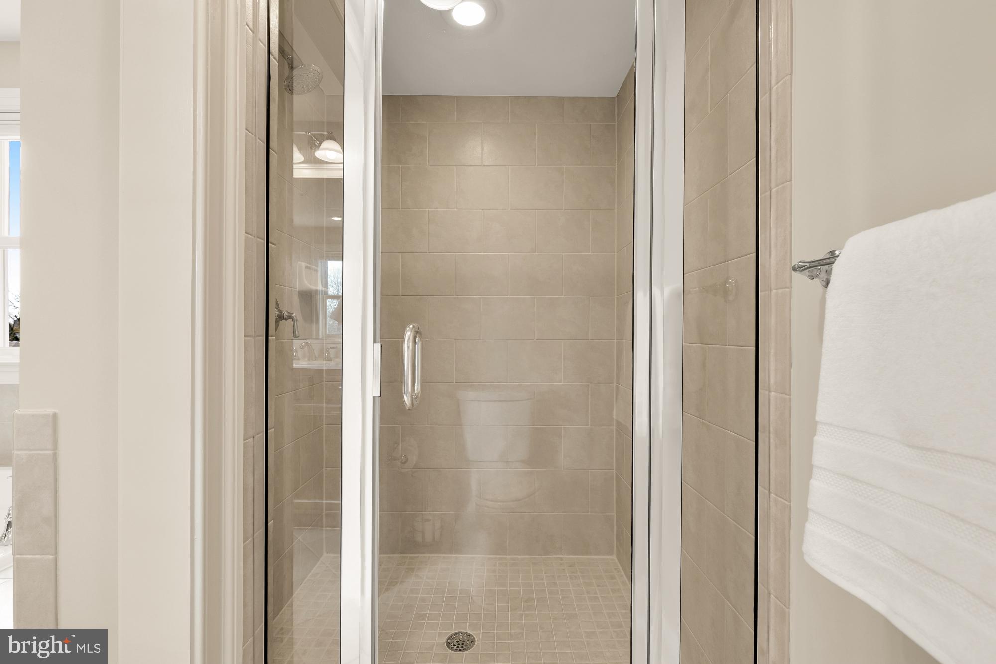 WOODSIDE - Residential