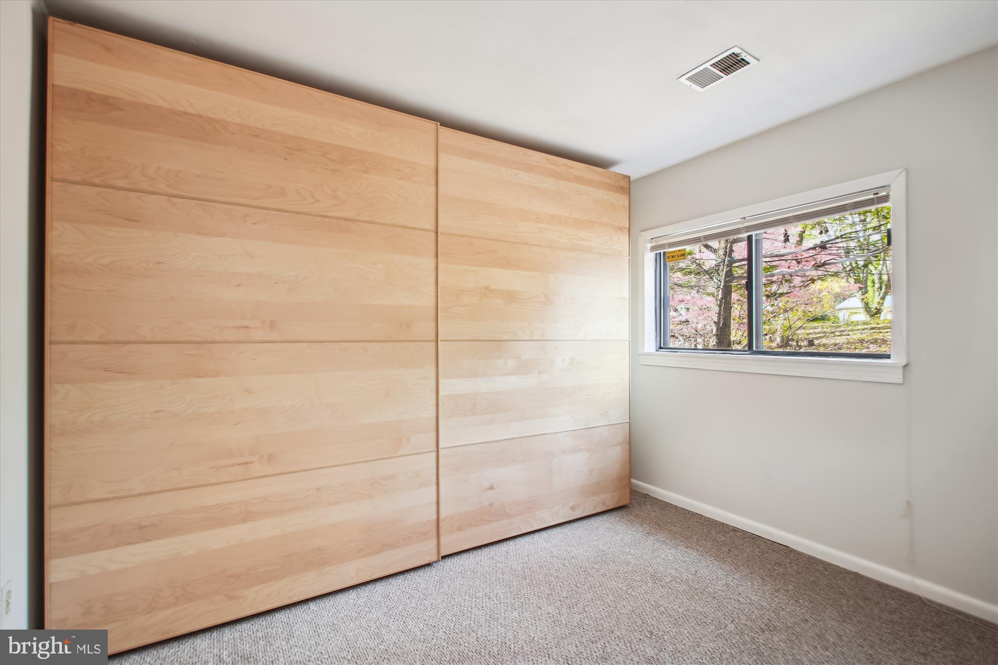 LOCKSLEY - Residential