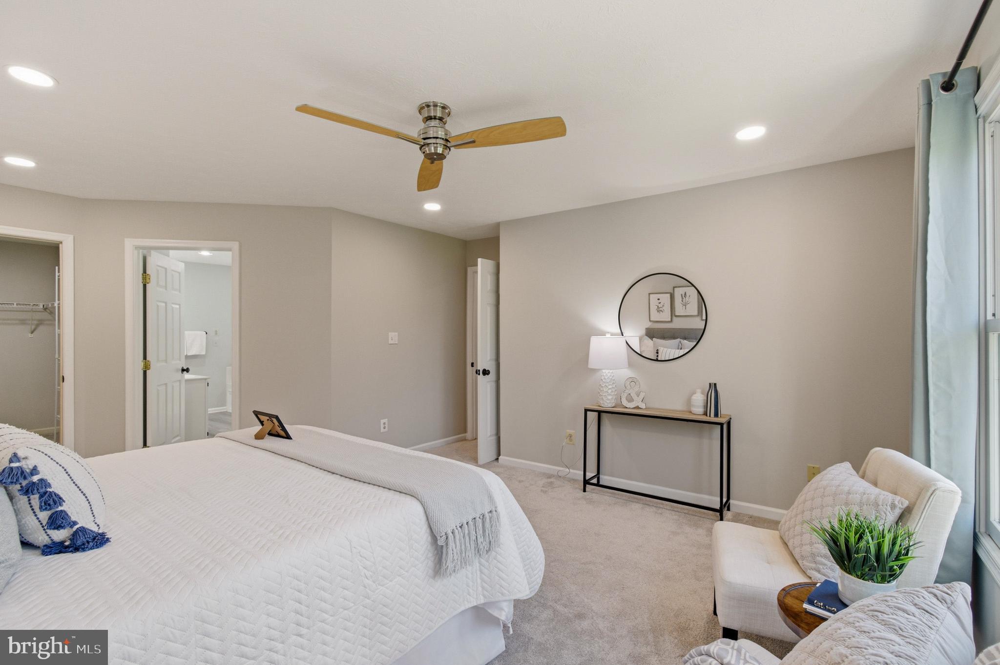 MONTGOMERY MEADOWS - Residential