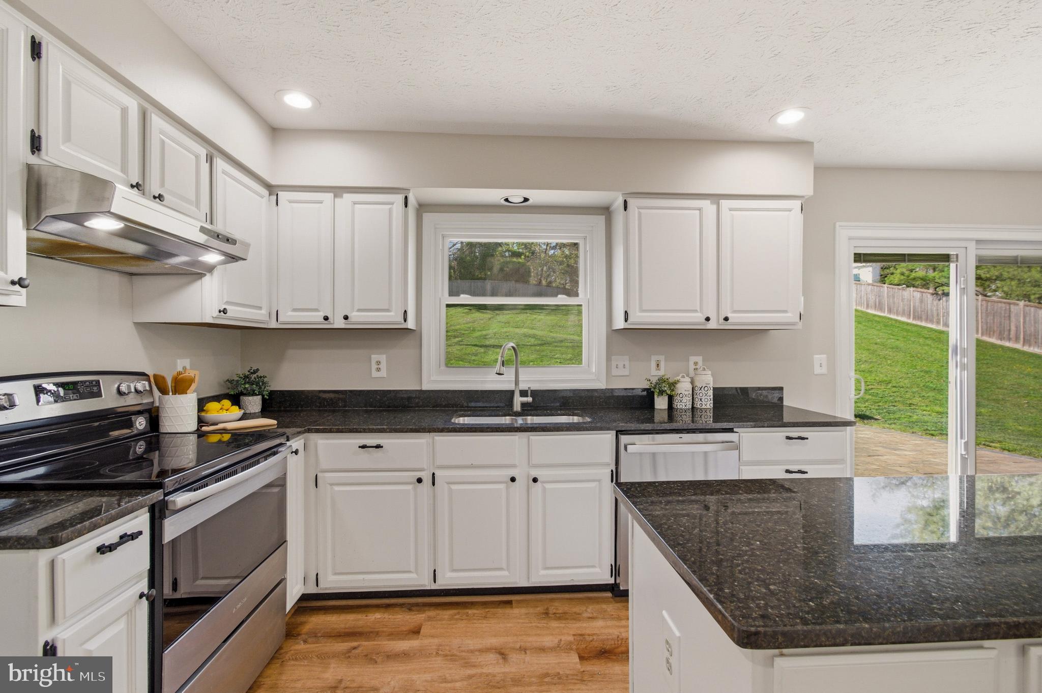 MONTGOMERY MEADOWS - Residential