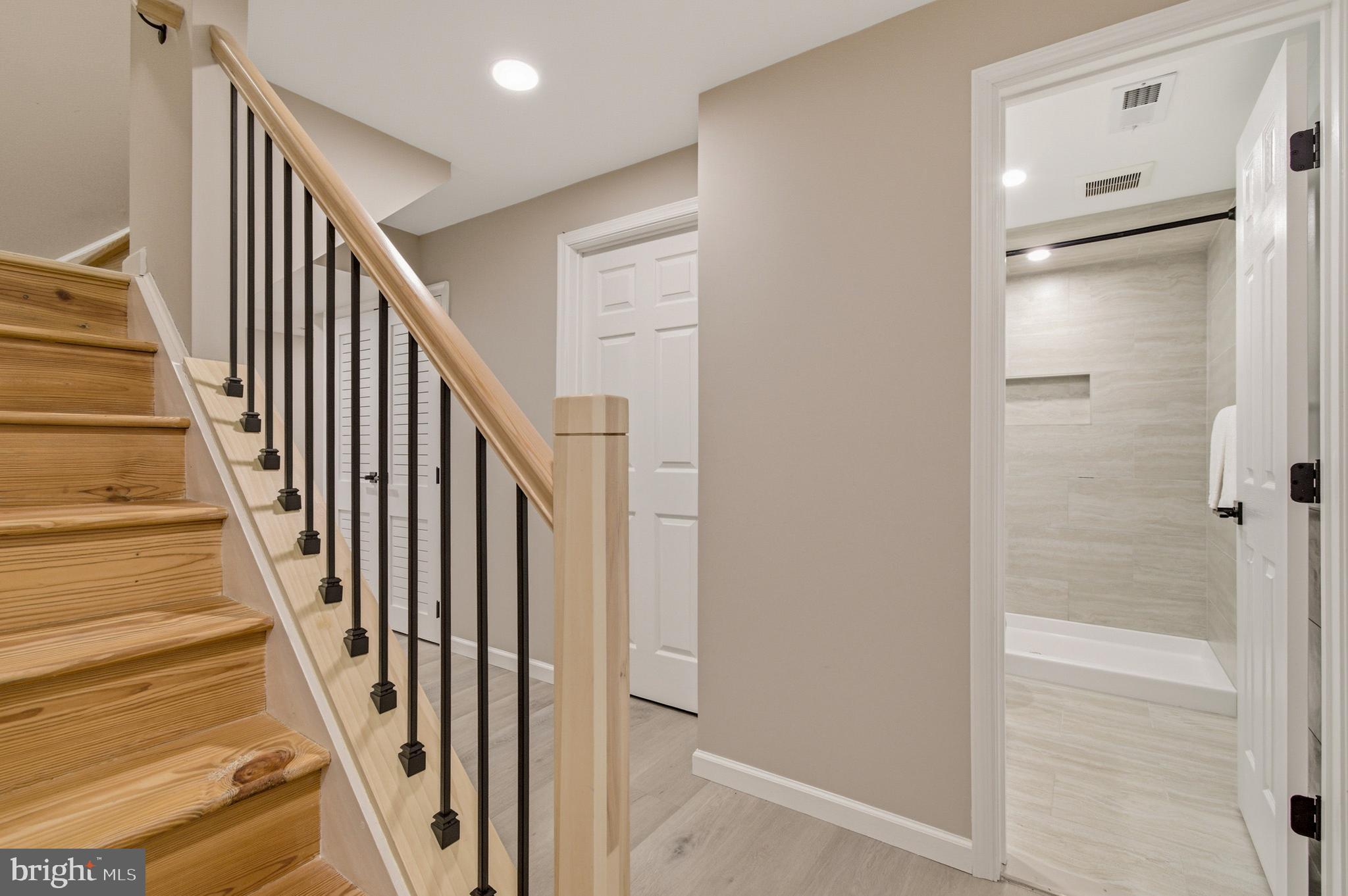 MONTGOMERY MEADOWS - Residential