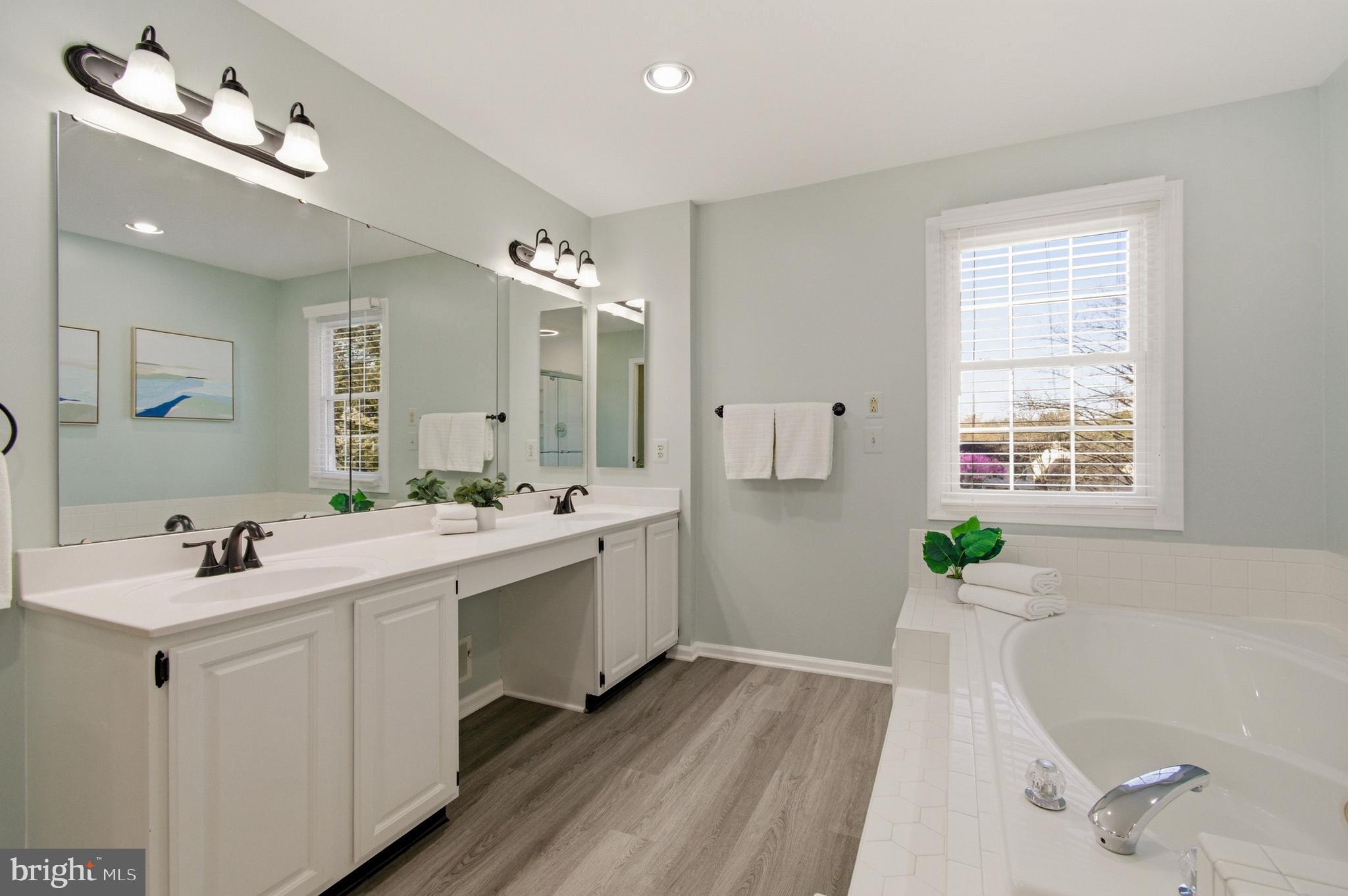 MONTGOMERY MEADOWS - Residential