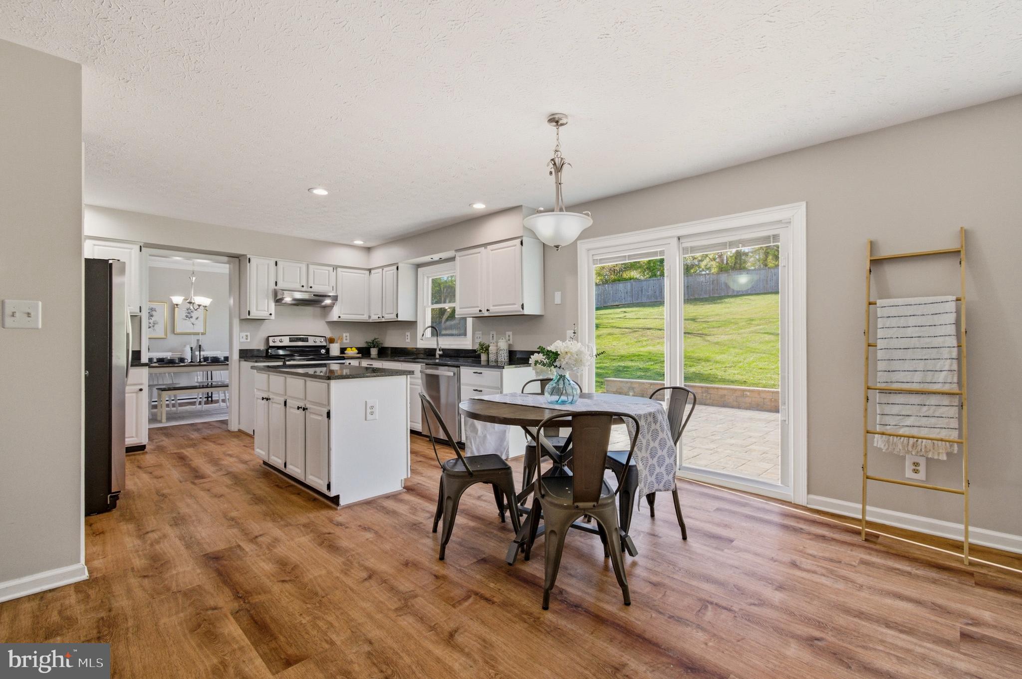 MONTGOMERY MEADOWS - Residential