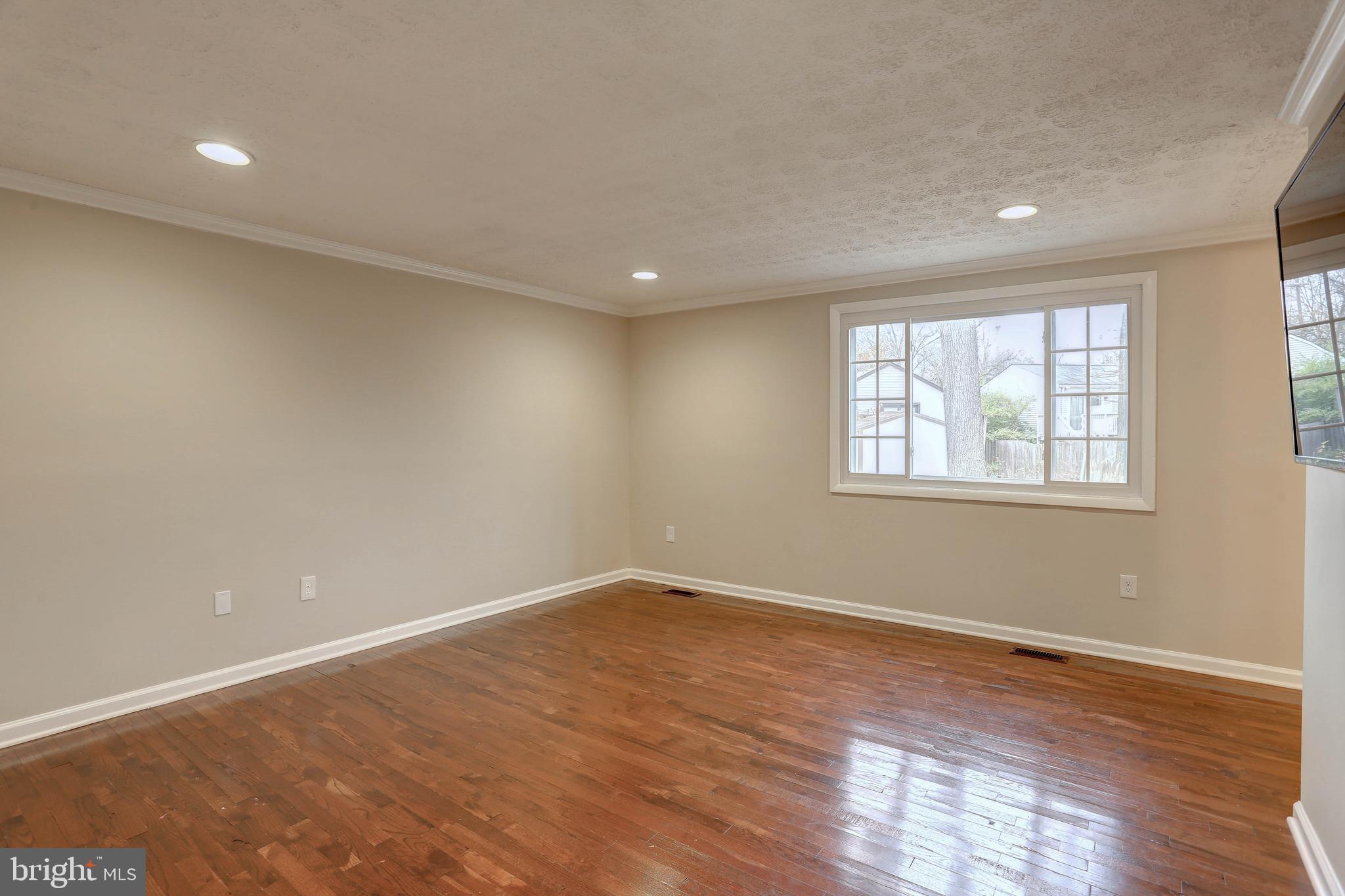 NORTHGATE WOODS - Residential