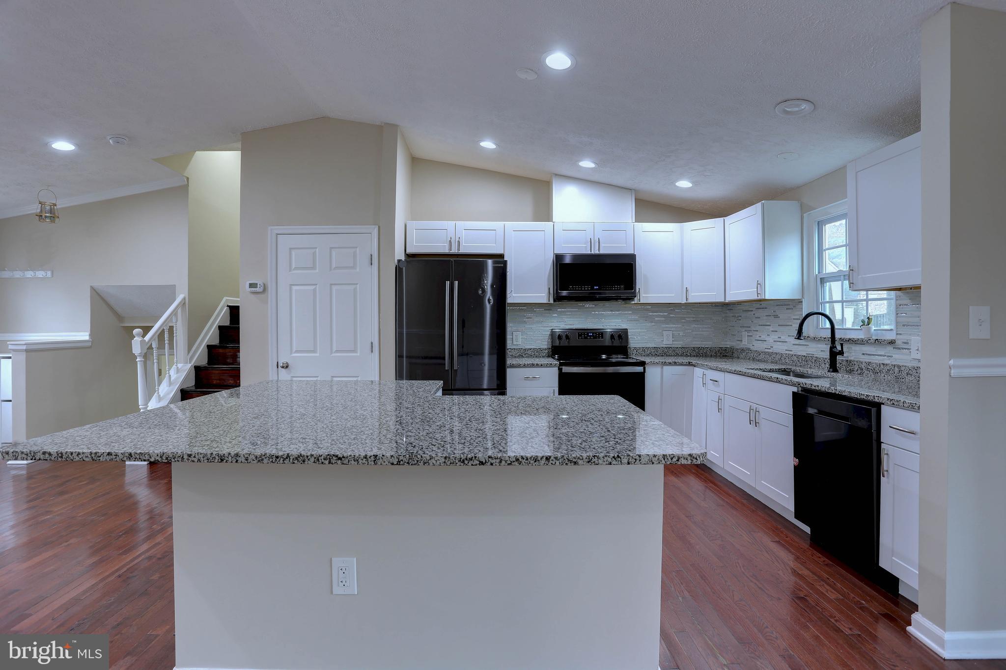 NORTHGATE WOODS - Residential