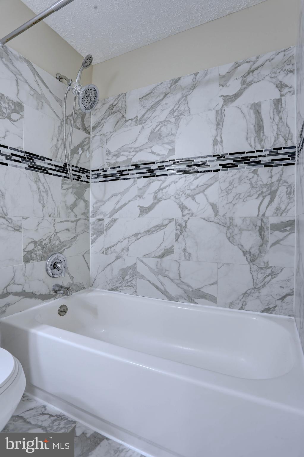 NORTHGATE WOODS - Residential