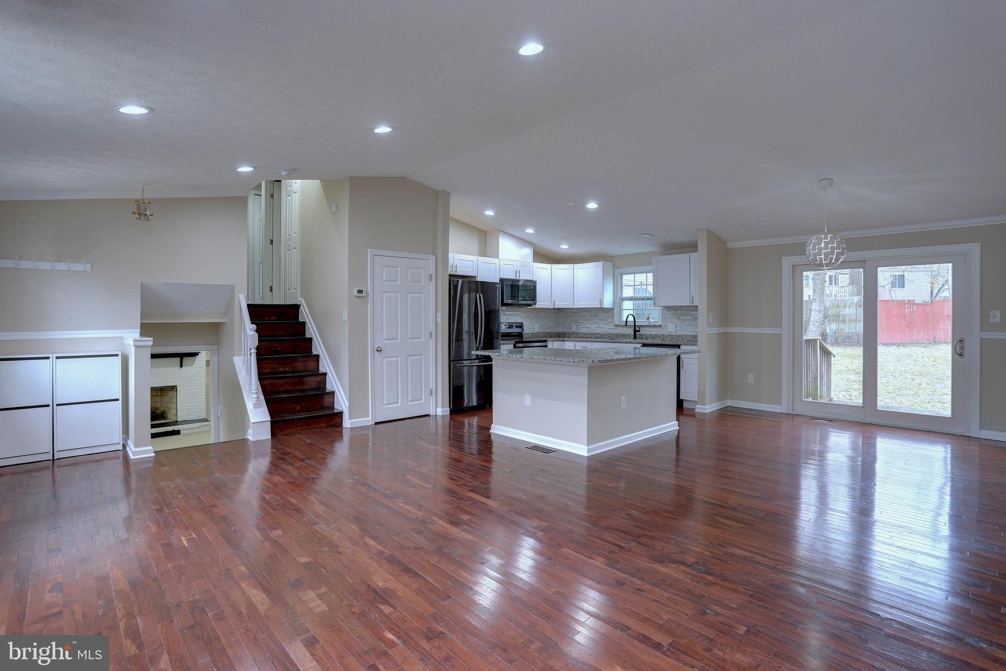 9321 KENBROOKE COURT