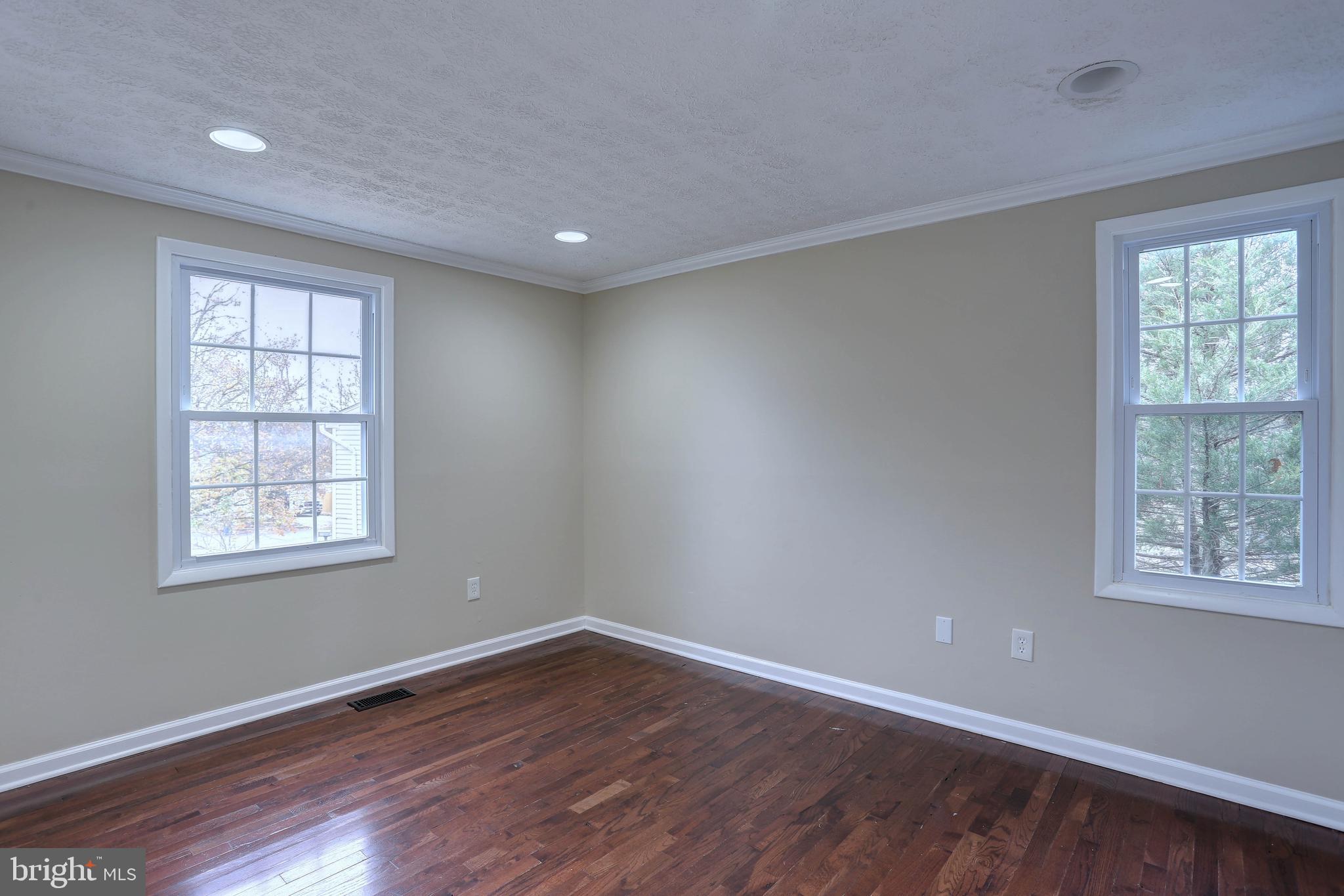 NORTHGATE WOODS - Residential