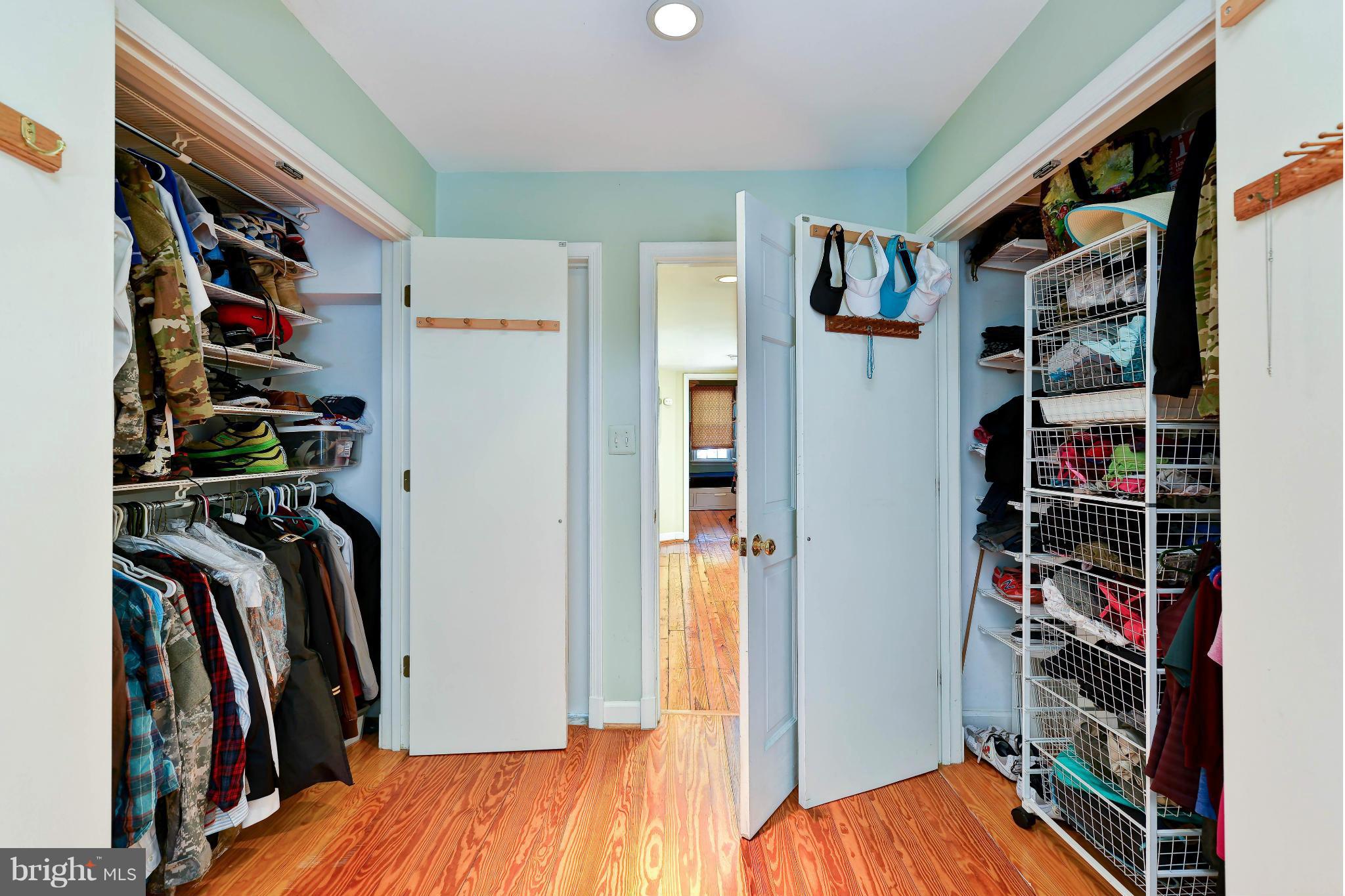 THOMAS SHELTON ESTATE - Residential Lease