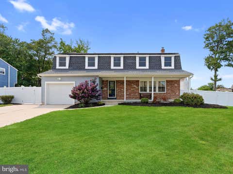 Homes For Sale - 18 Kirkdale Drive<br/> MARLTON, NJ 08053
