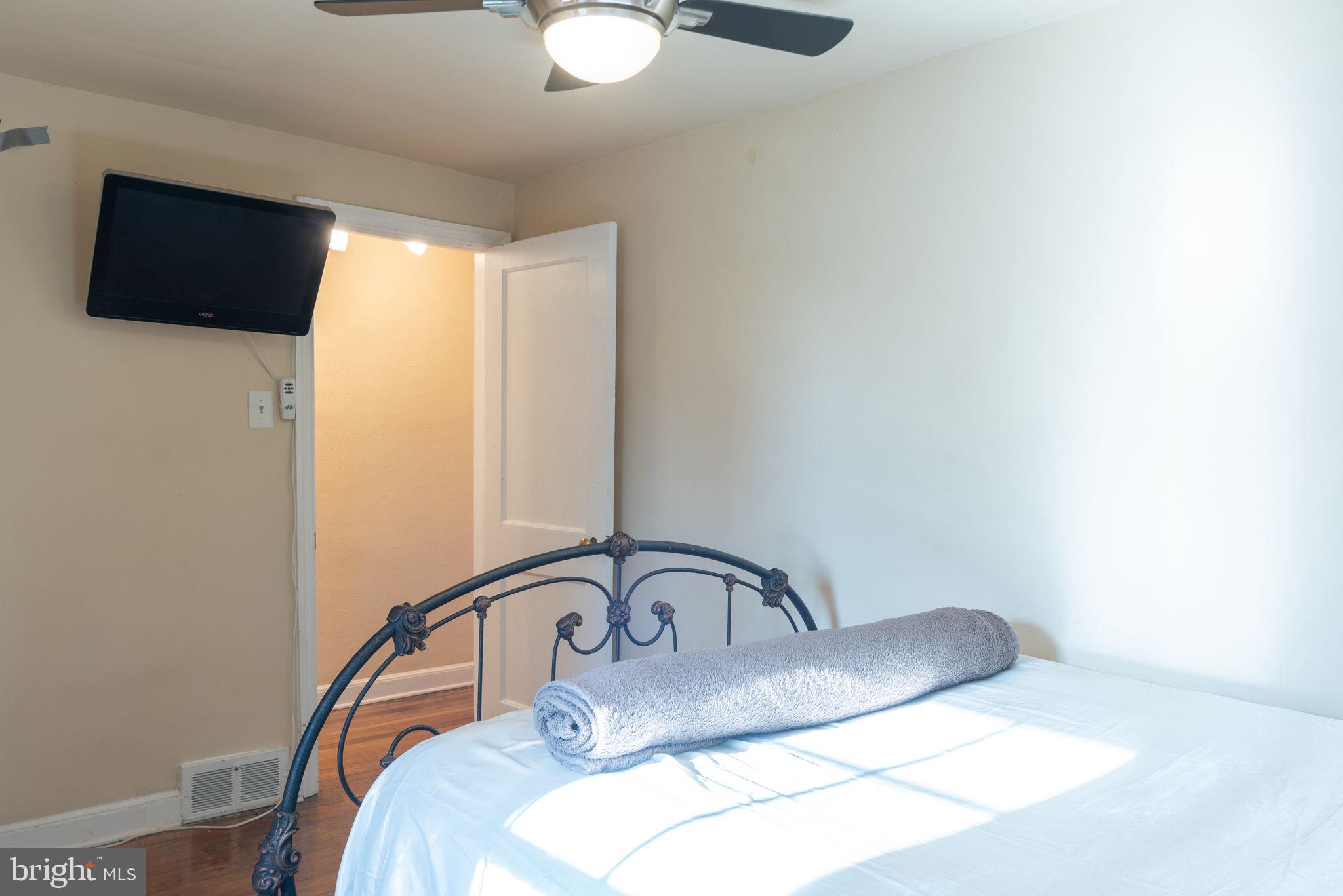 GOSHEN TERR - Residential