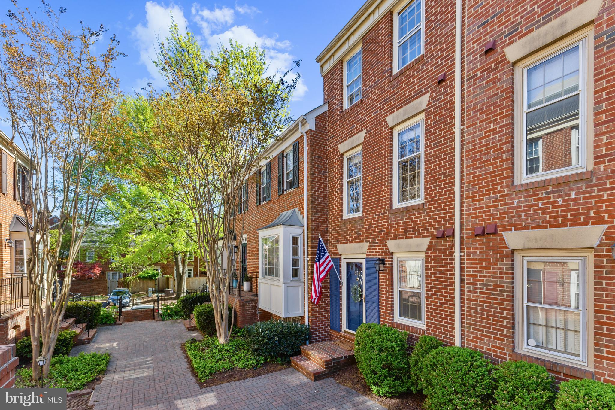 VIRGINIA VILLAGE - Residential