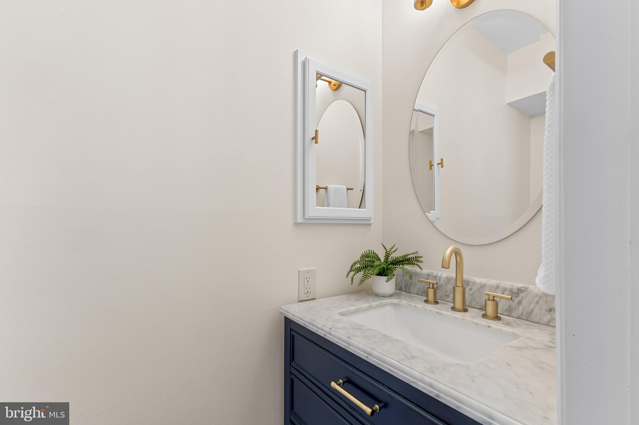 VIRGINIA VILLAGE - Residential