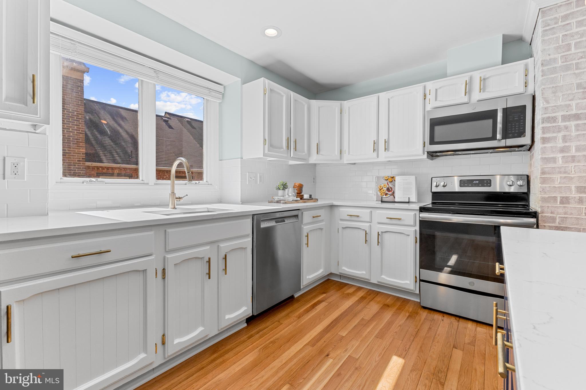 VIRGINIA VILLAGE - Residential