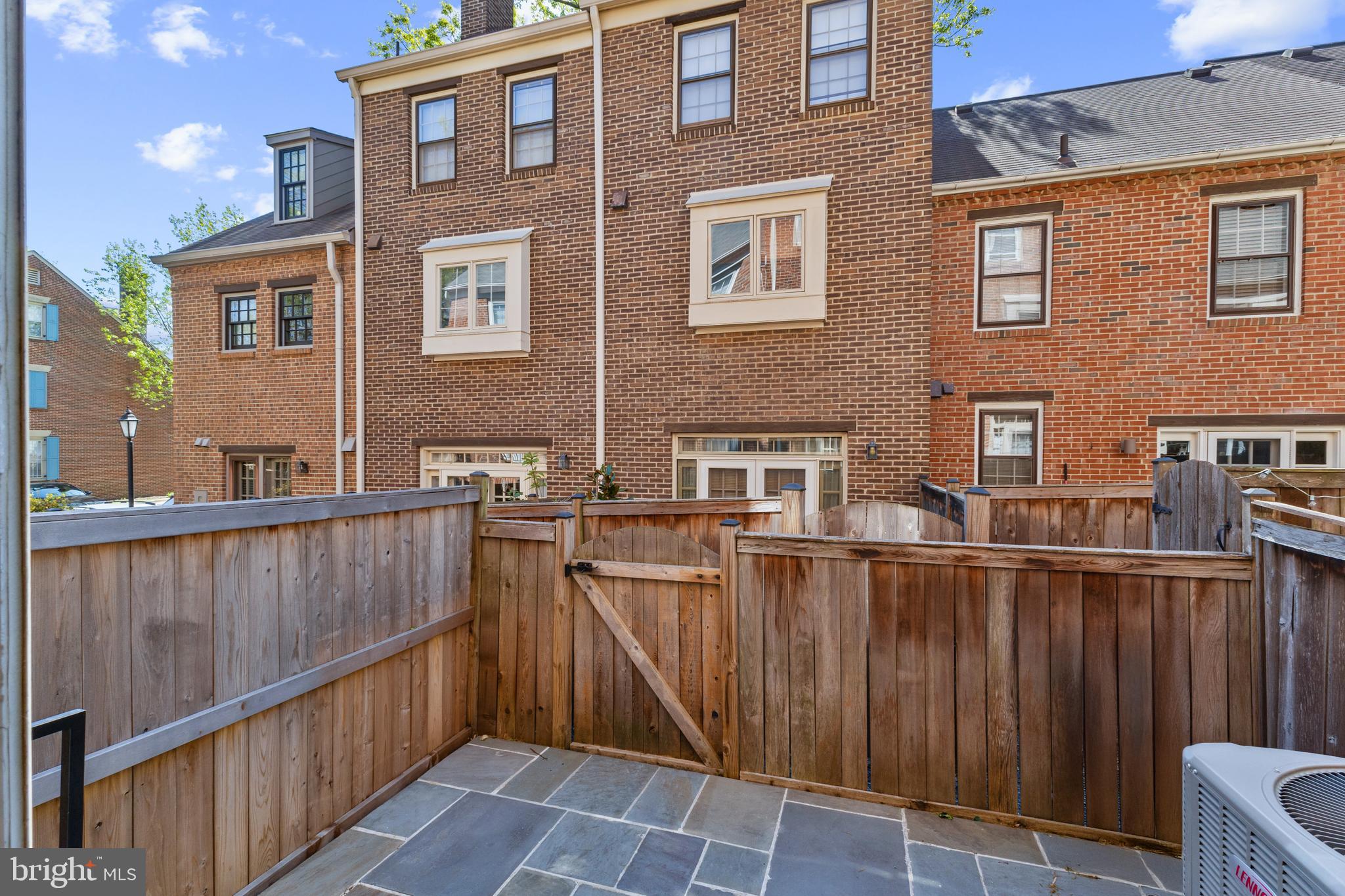 VIRGINIA VILLAGE - Residential