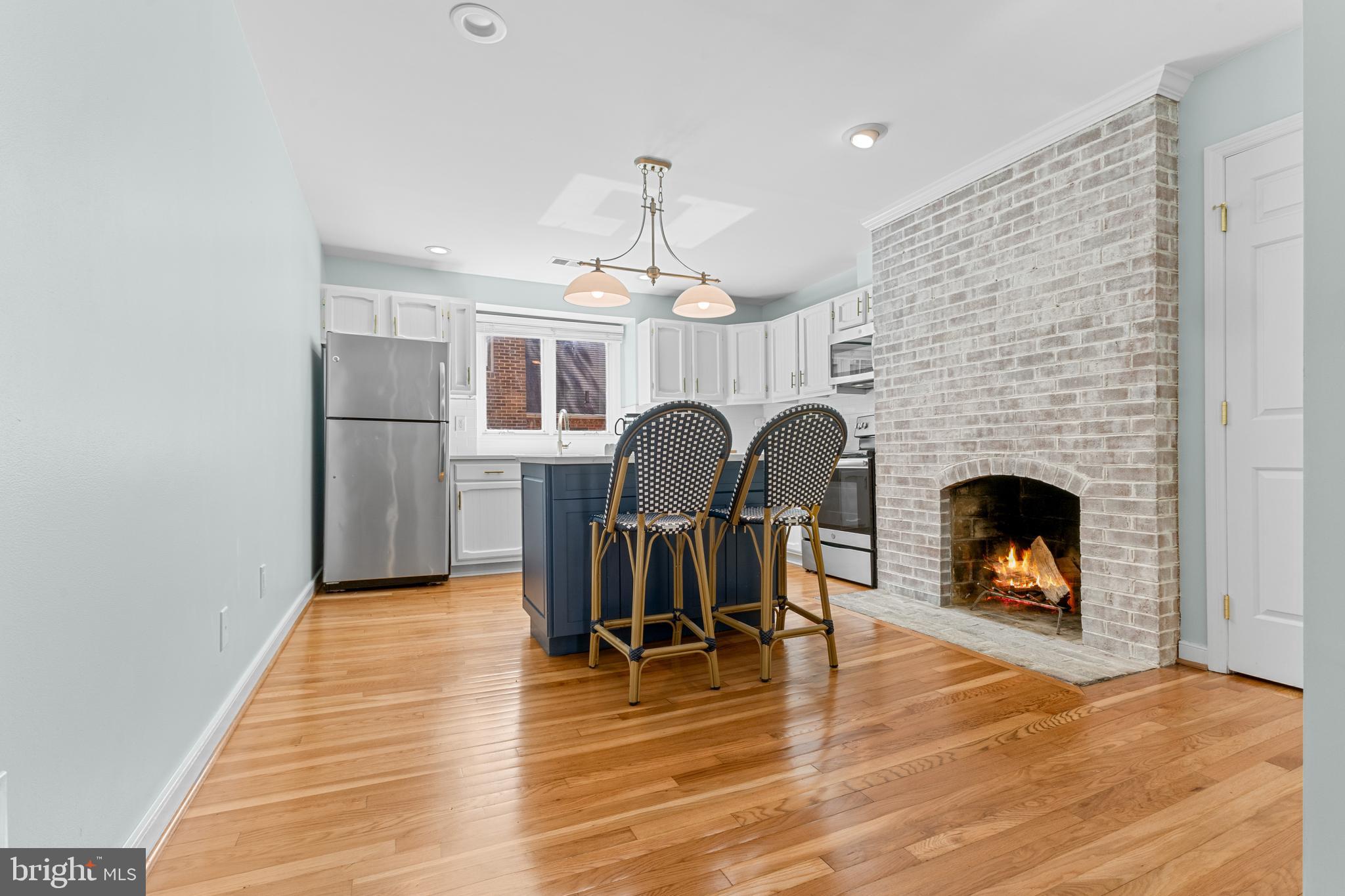 VIRGINIA VILLAGE - Residential