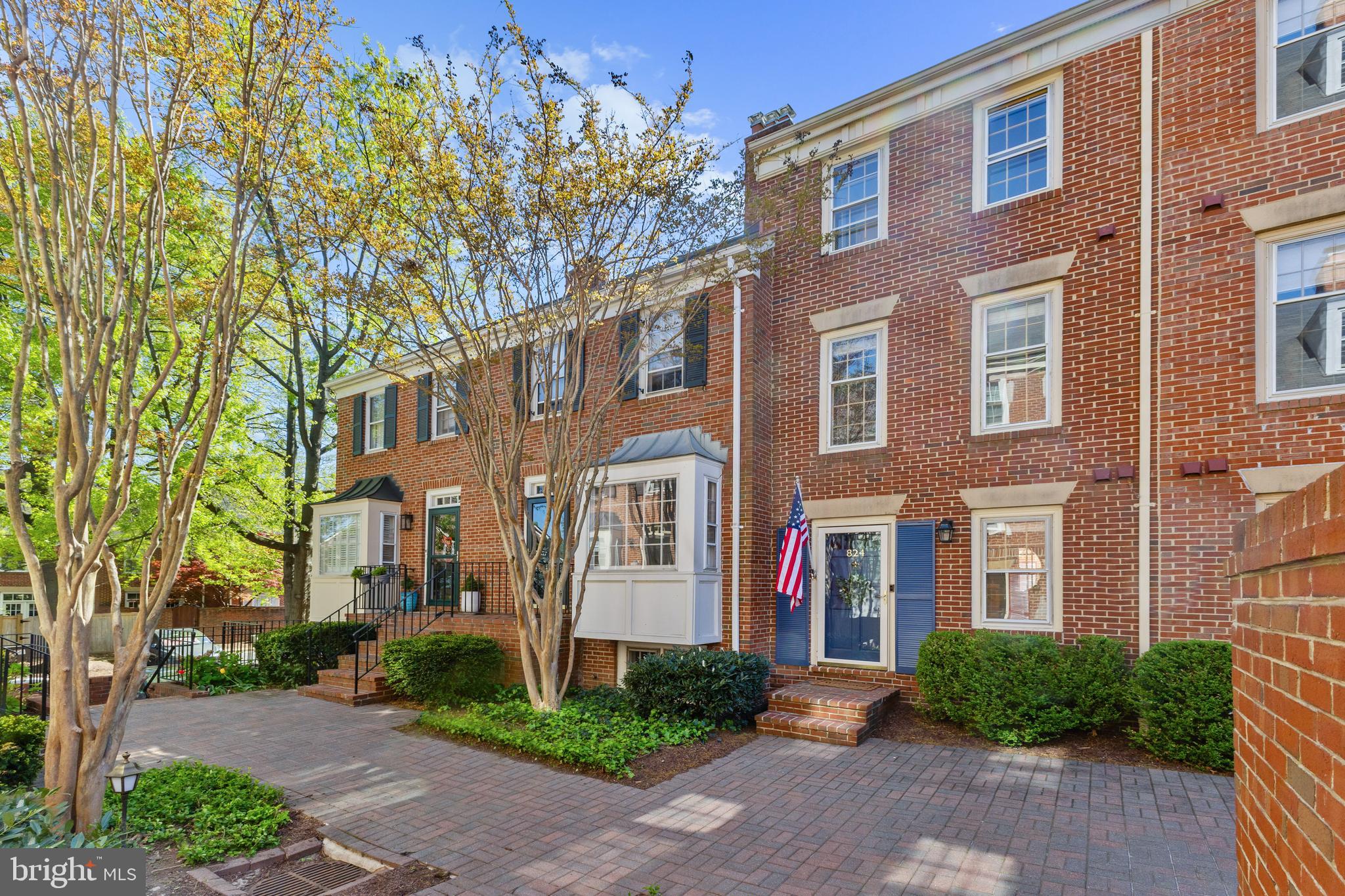 VIRGINIA VILLAGE - Residential