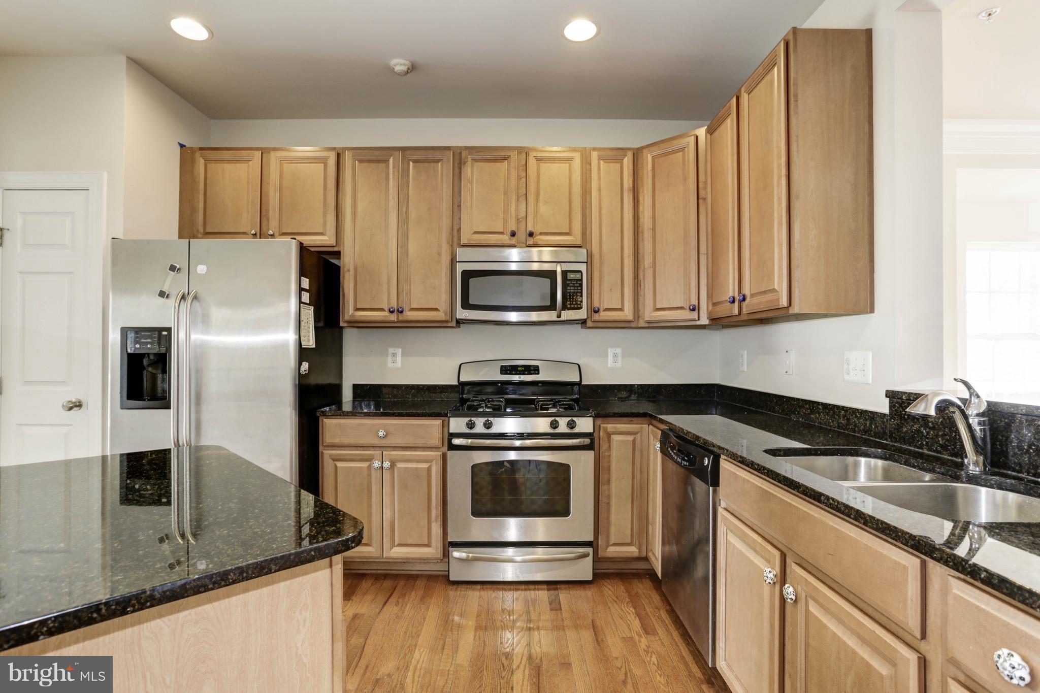 VILLAGES OF URBANA - Residential Lease