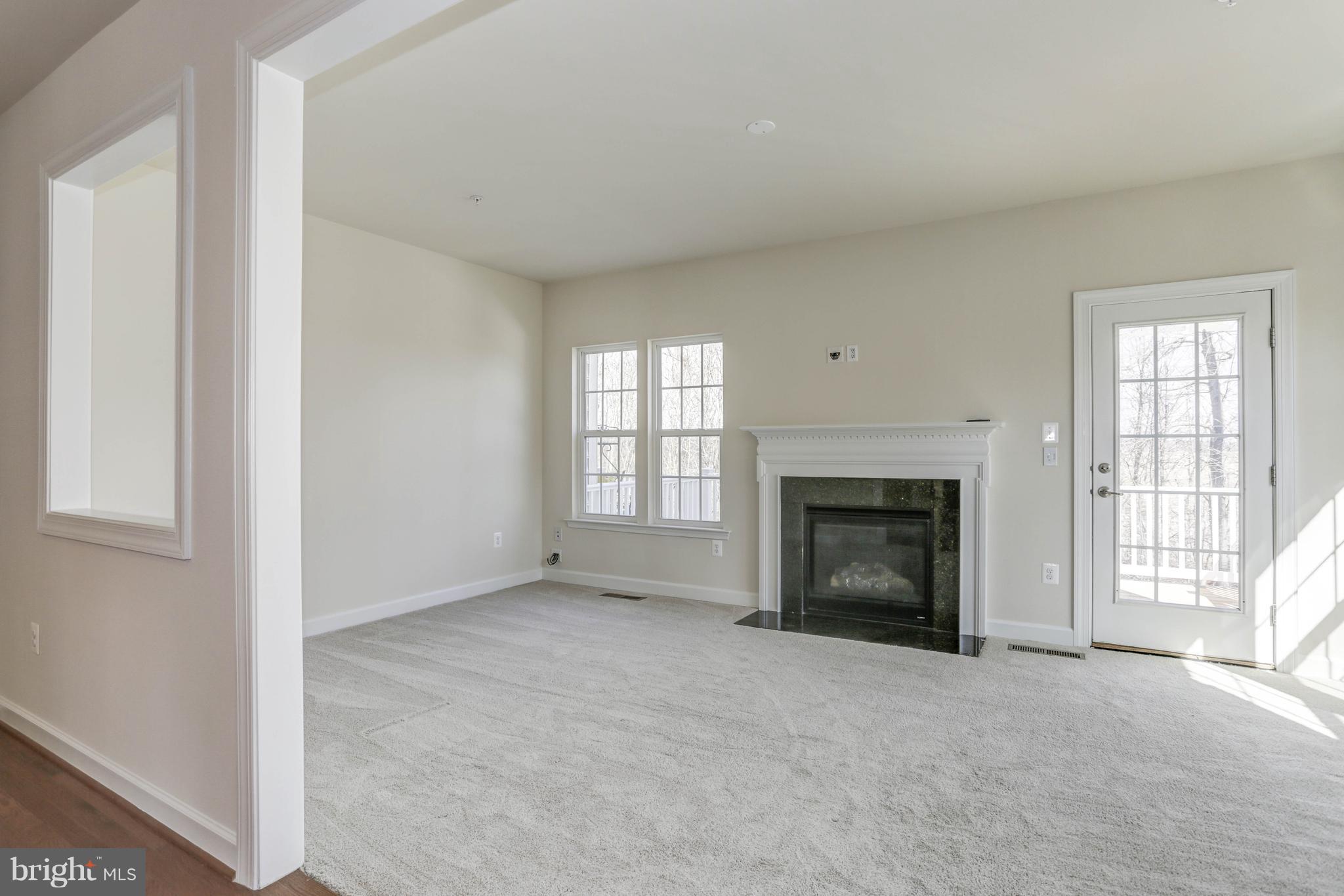 VILLAGES OF URBANA - Residential Lease