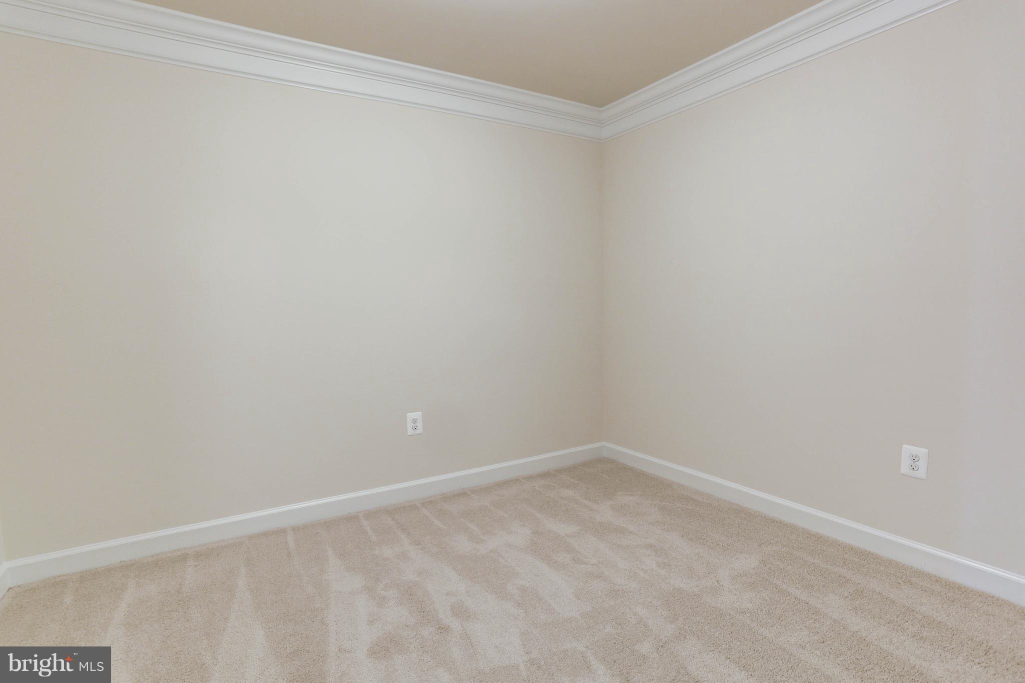 VILLAGES OF URBANA - Residential Lease