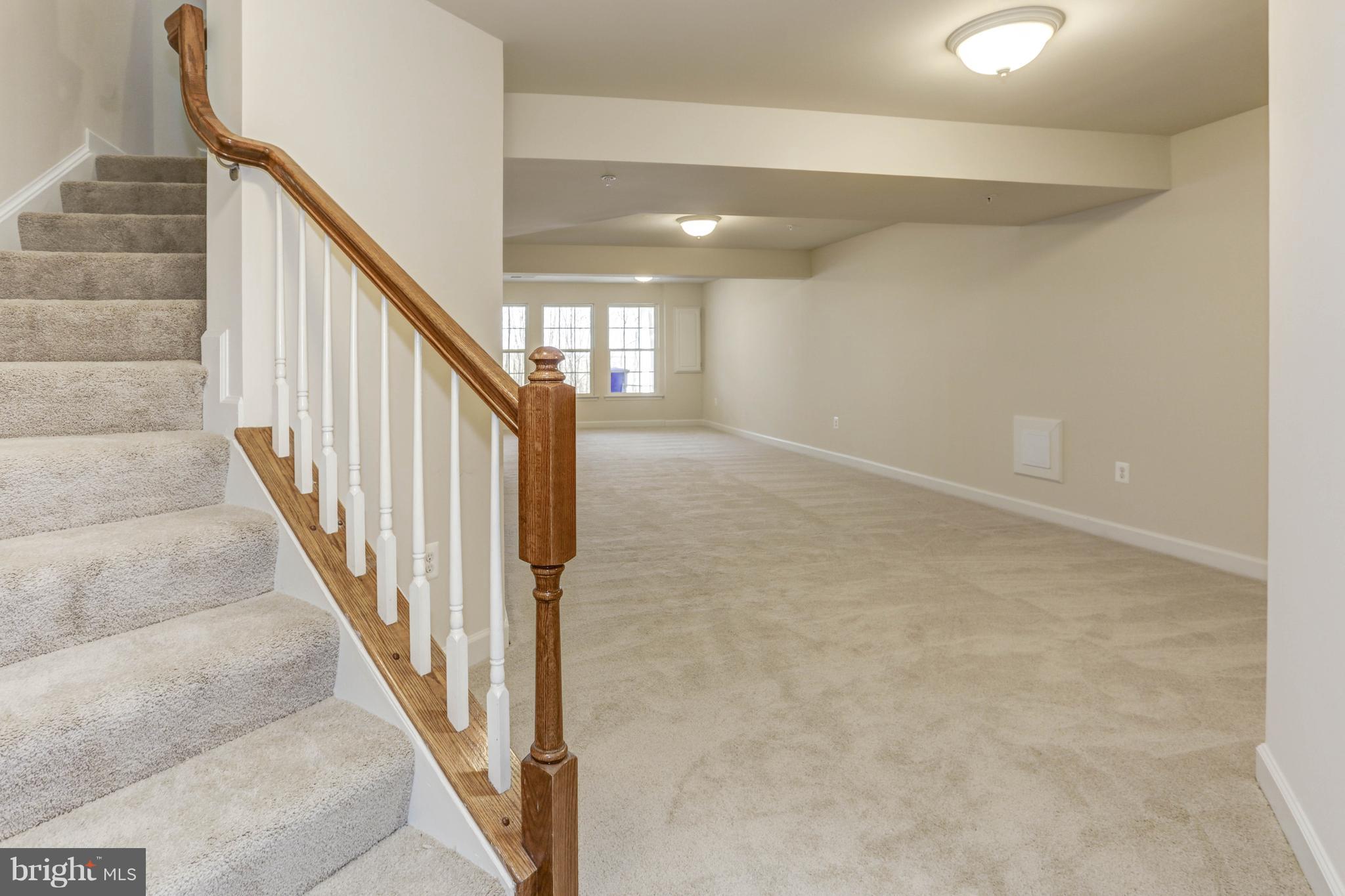 VILLAGES OF URBANA - Residential Lease