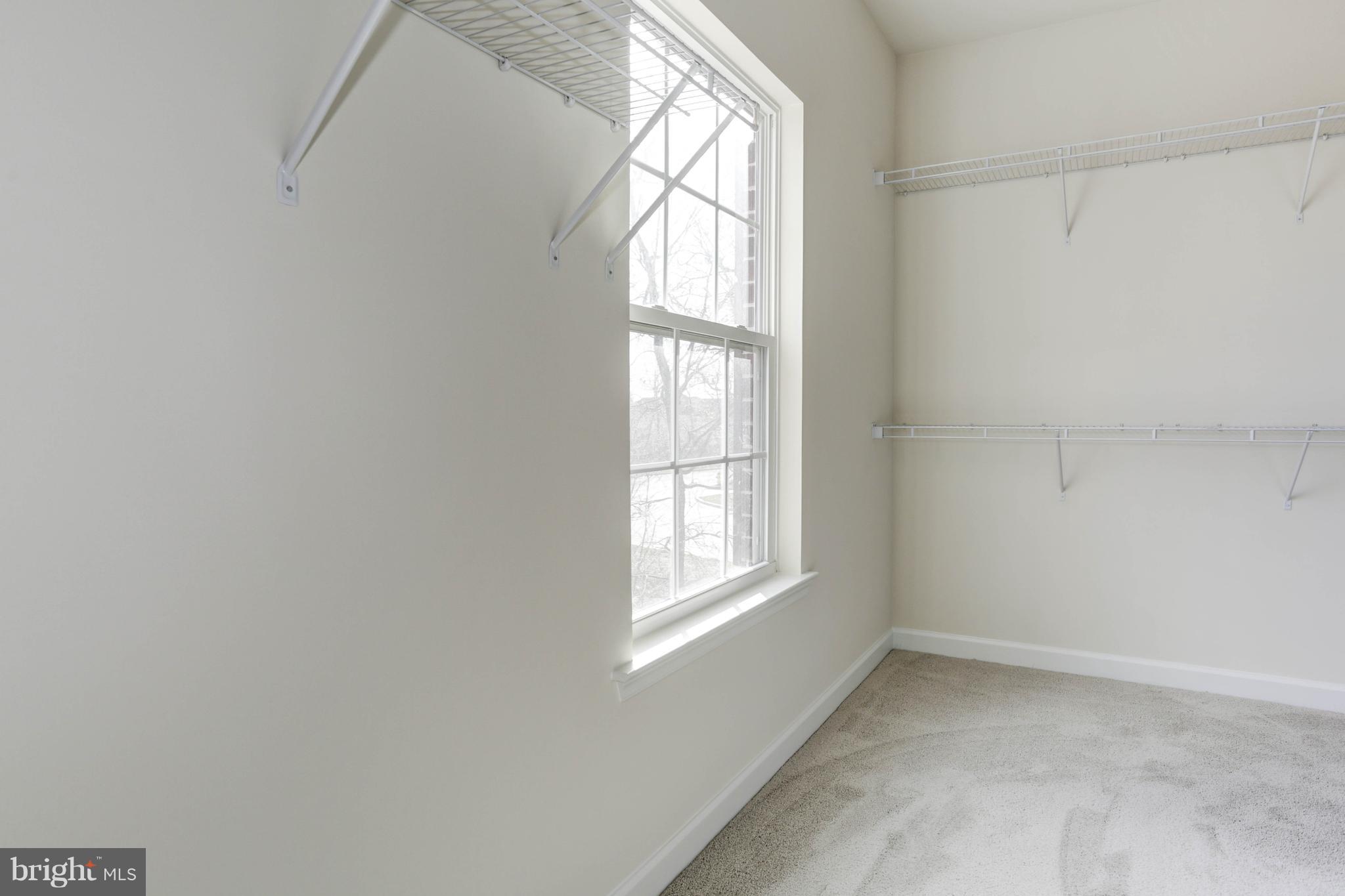 VILLAGES OF URBANA - Residential Lease