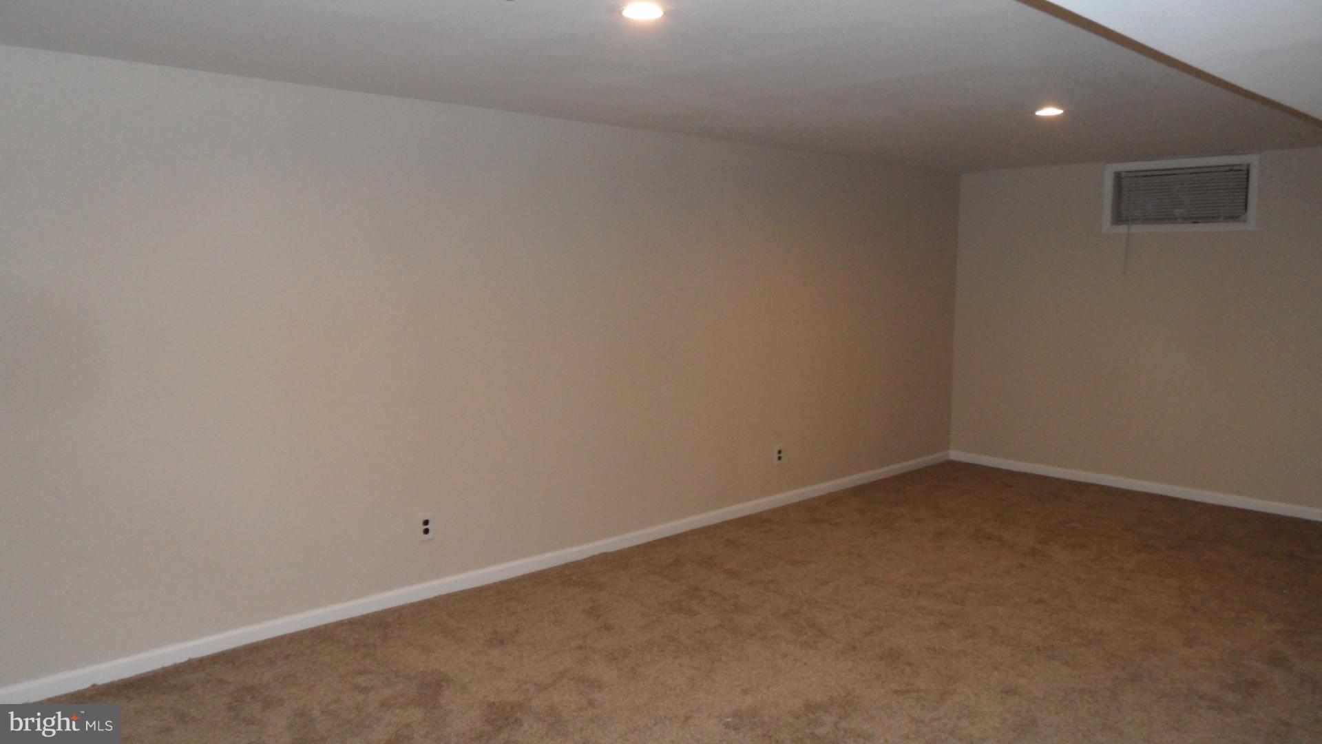 EDGEWOOD MEADOWS - Residential