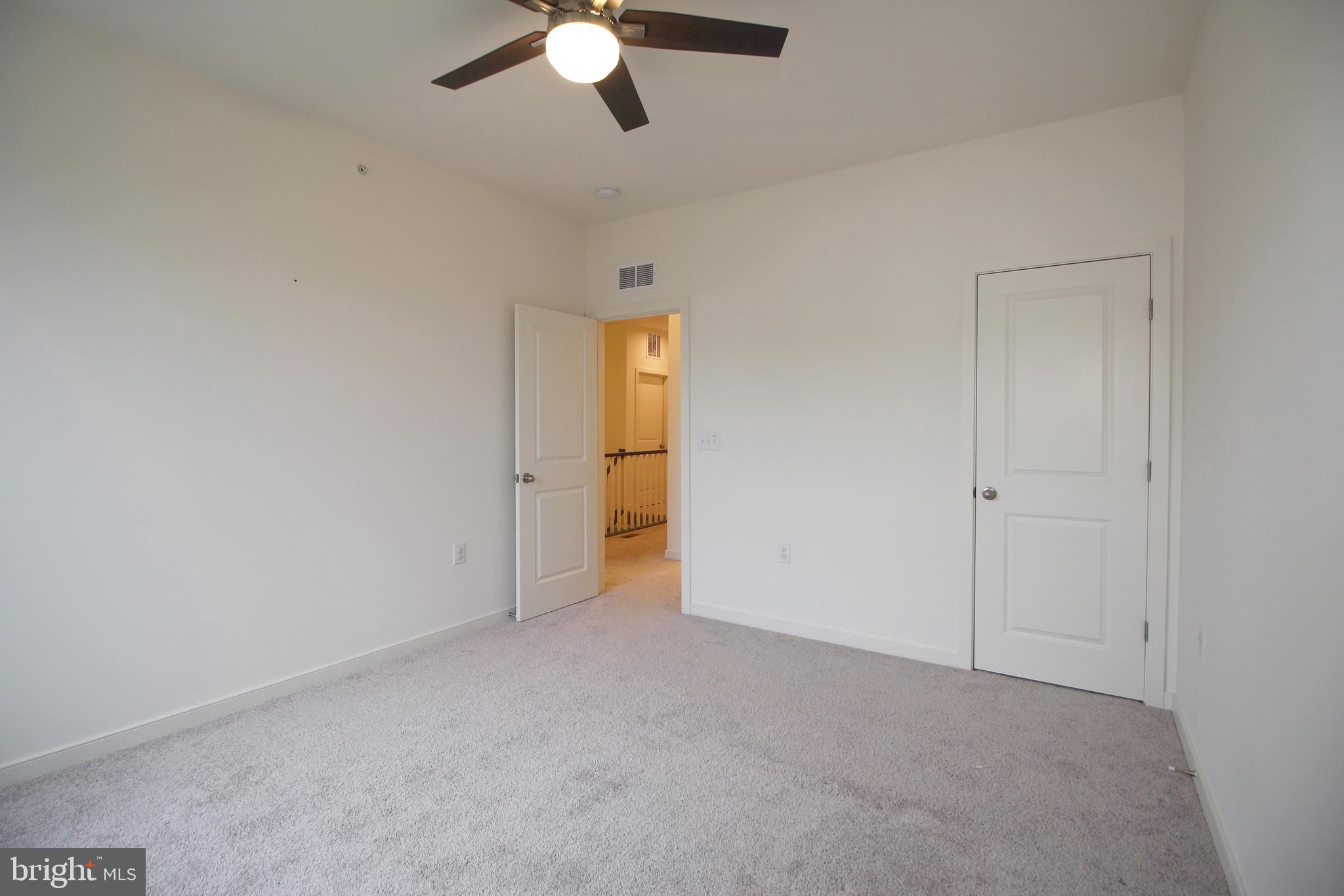 REGAL CHASE - Residential