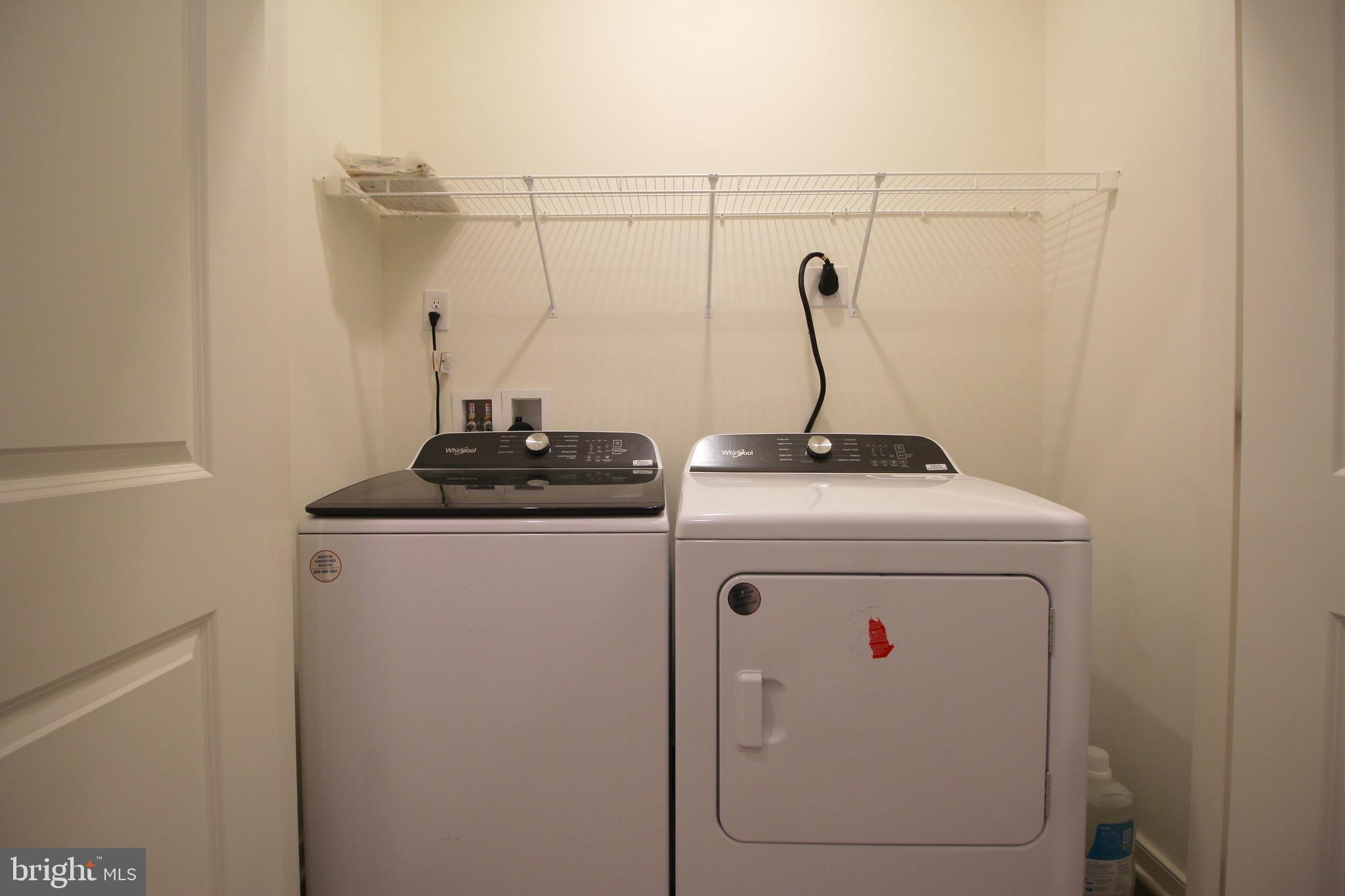 REGAL CHASE - Residential