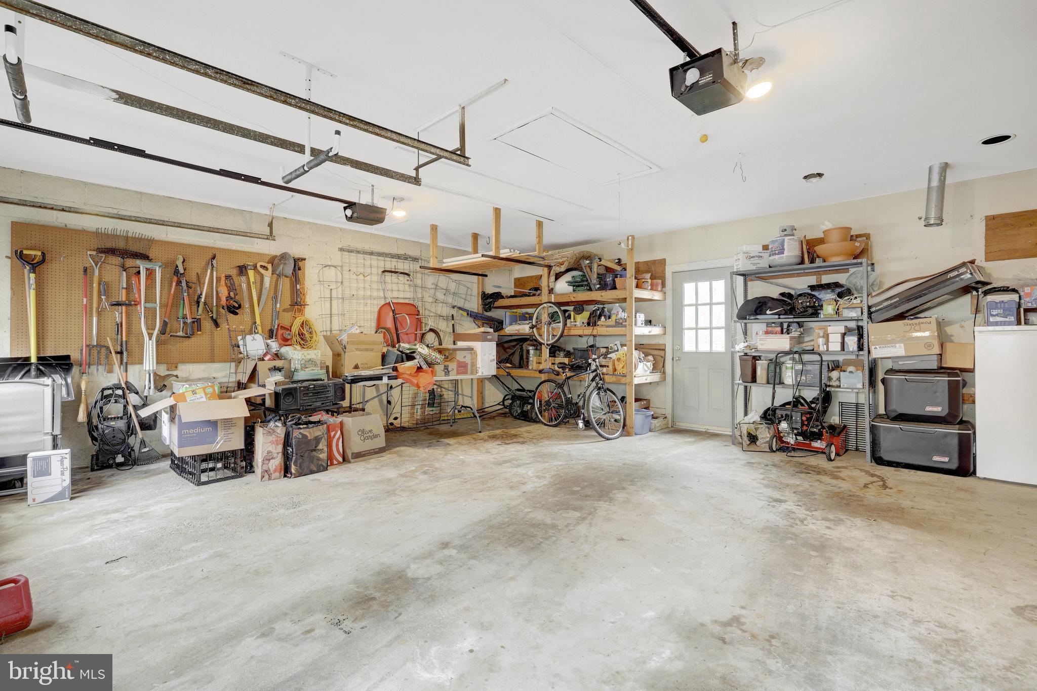 COURTS OF CHANDON TOWN H - Residential