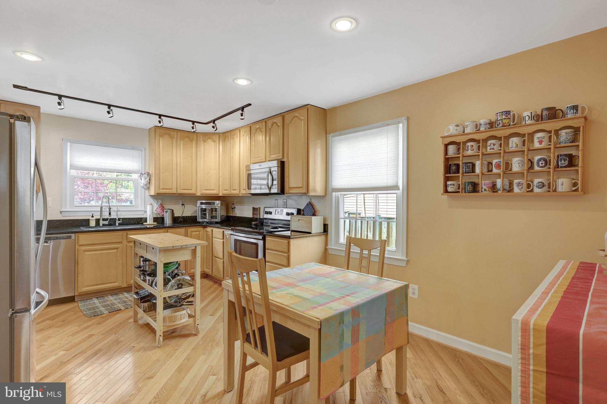 COURTS OF CHANDON TOWN H - Residential