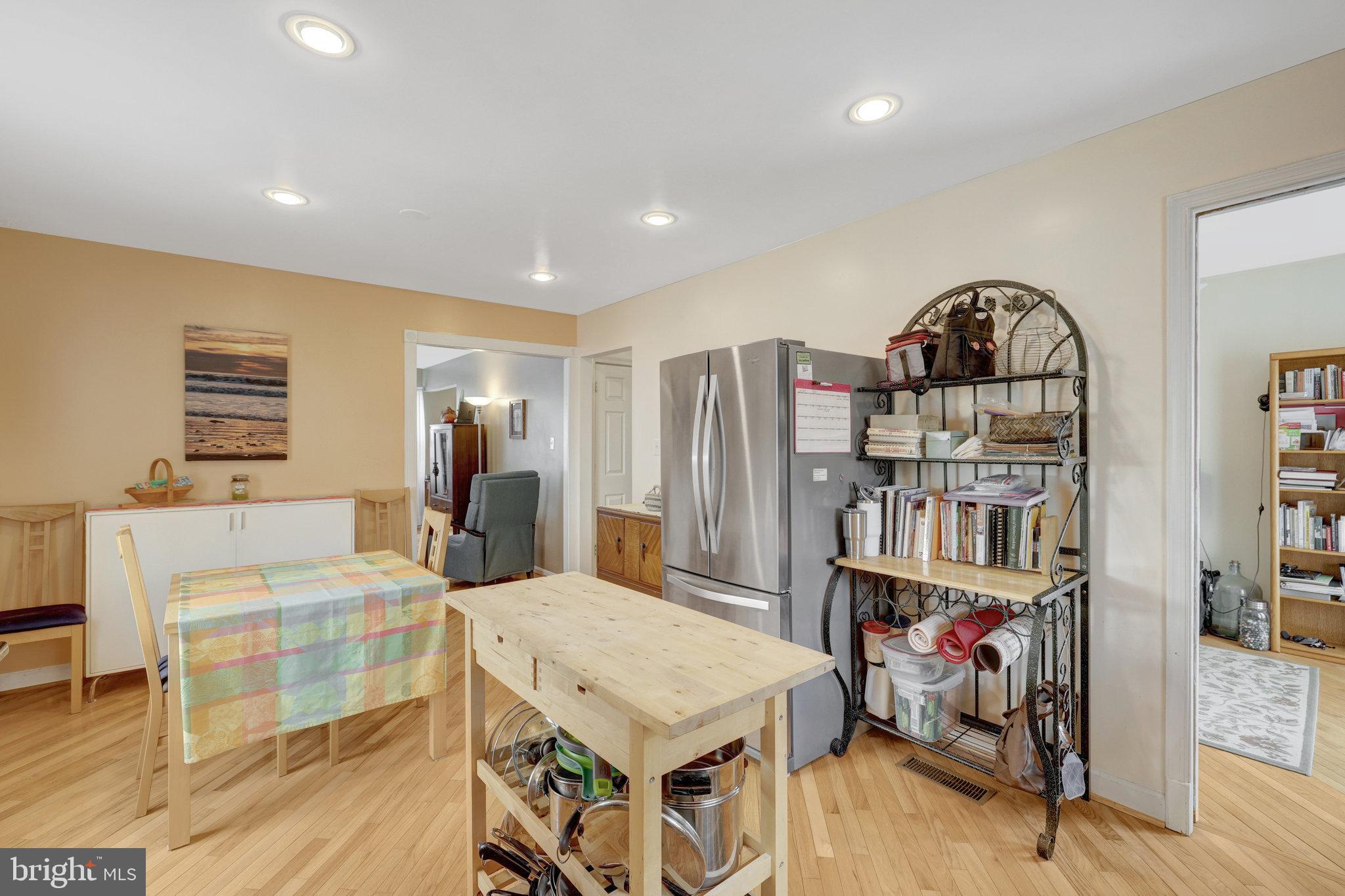 COURTS OF CHANDON TOWN H - Residential