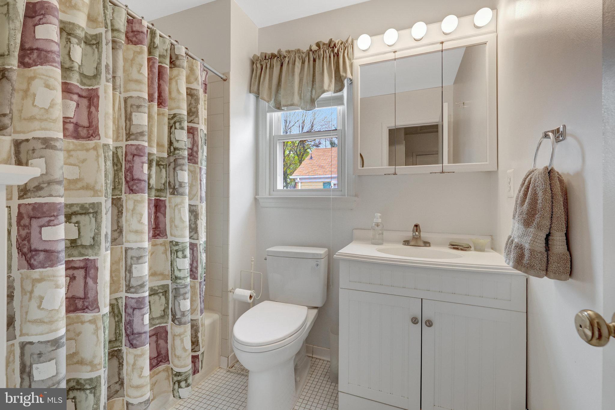 COURTS OF CHANDON TOWN H - Residential