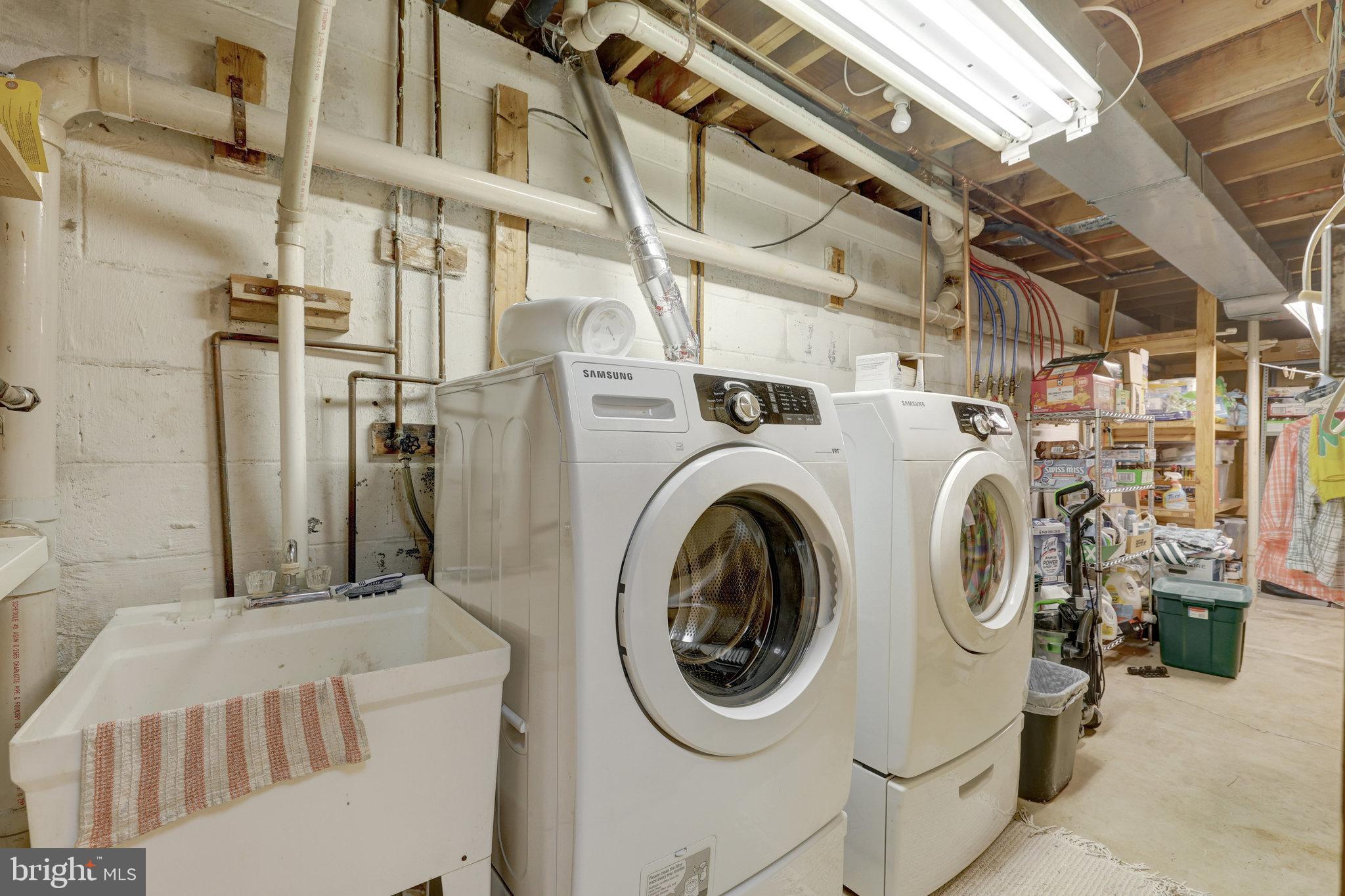 COURTS OF CHANDON TOWN H - Residential