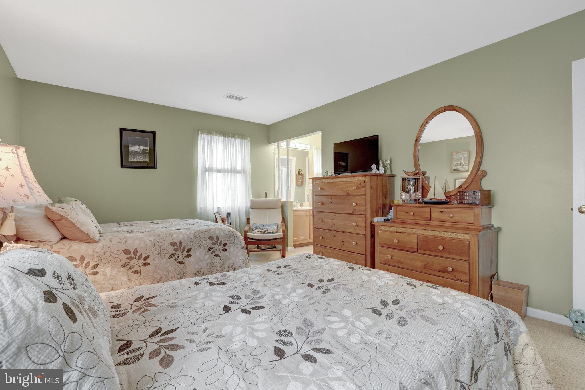 COURTS OF CHANDON TOWN H - Residential