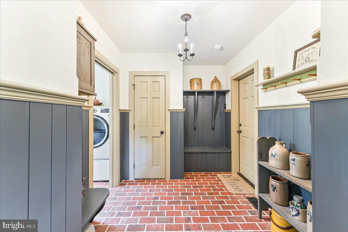 OLDEBULLTOWNVILLAGE - Residential