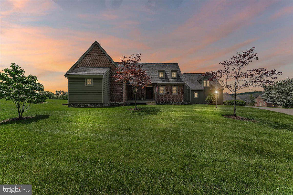 OLDEBULLTOWNVILLAGE - Residential