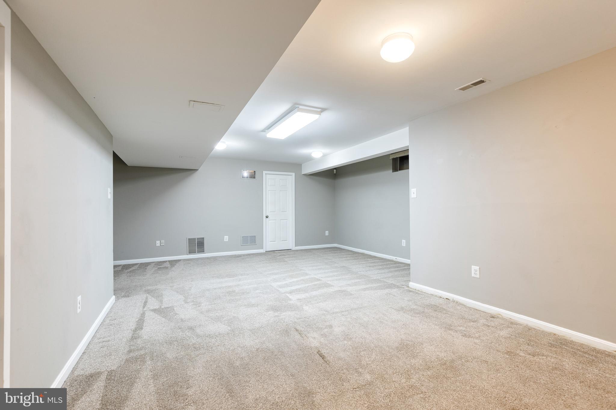 CROSSROADS OVERLOOK - Residential