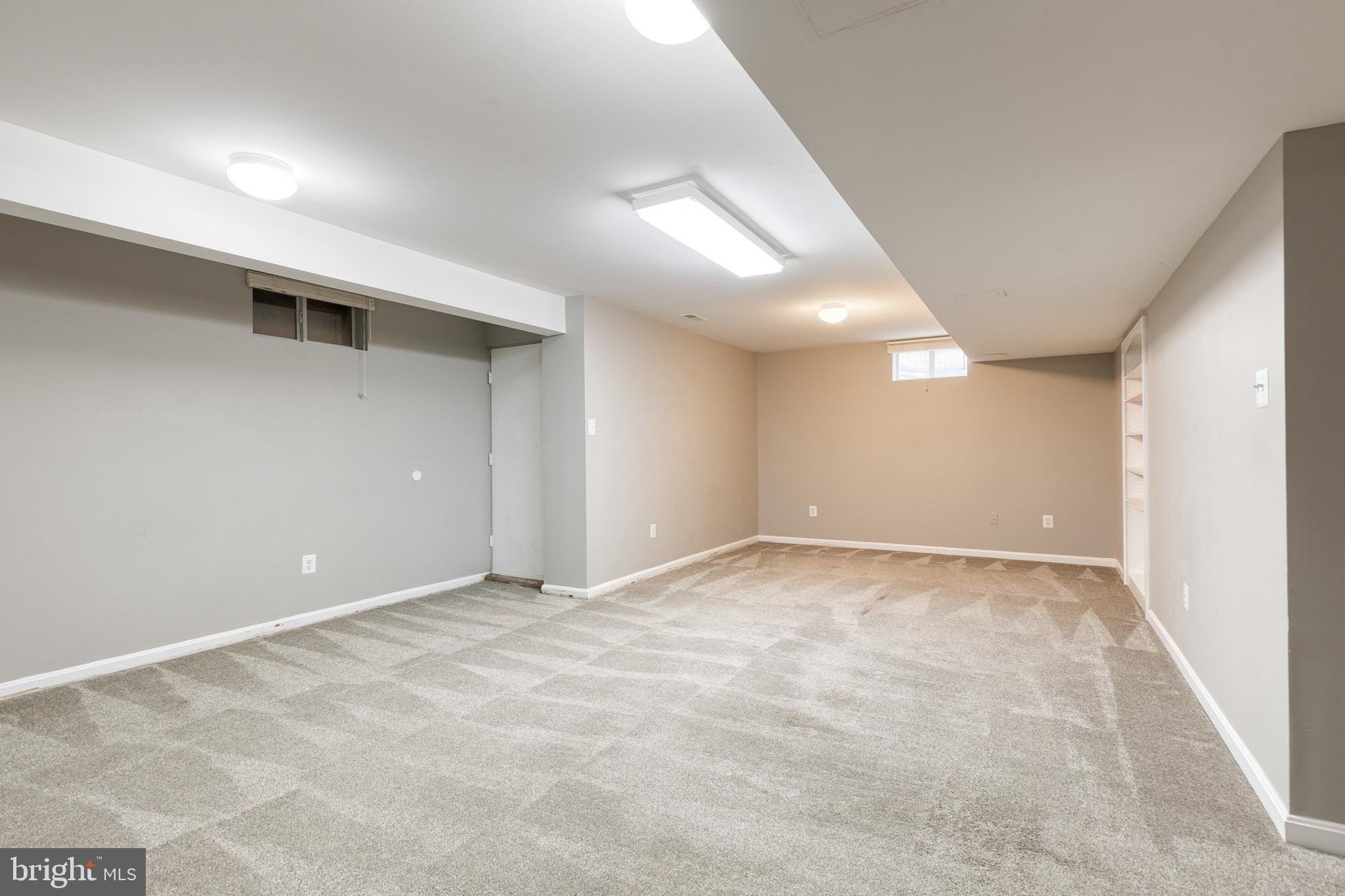 CROSSROADS OVERLOOK - Residential