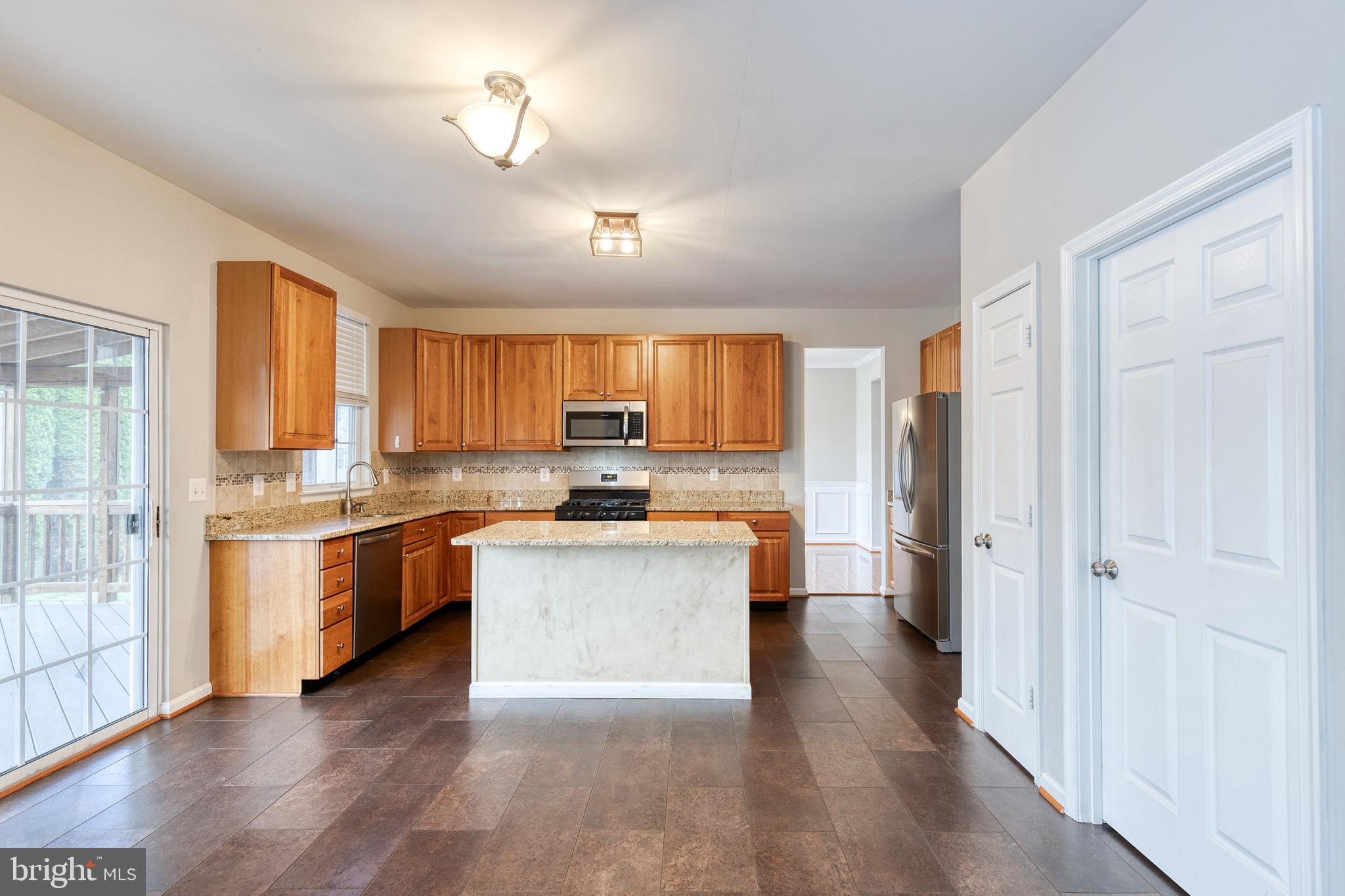 CROSSROADS OVERLOOK - Residential