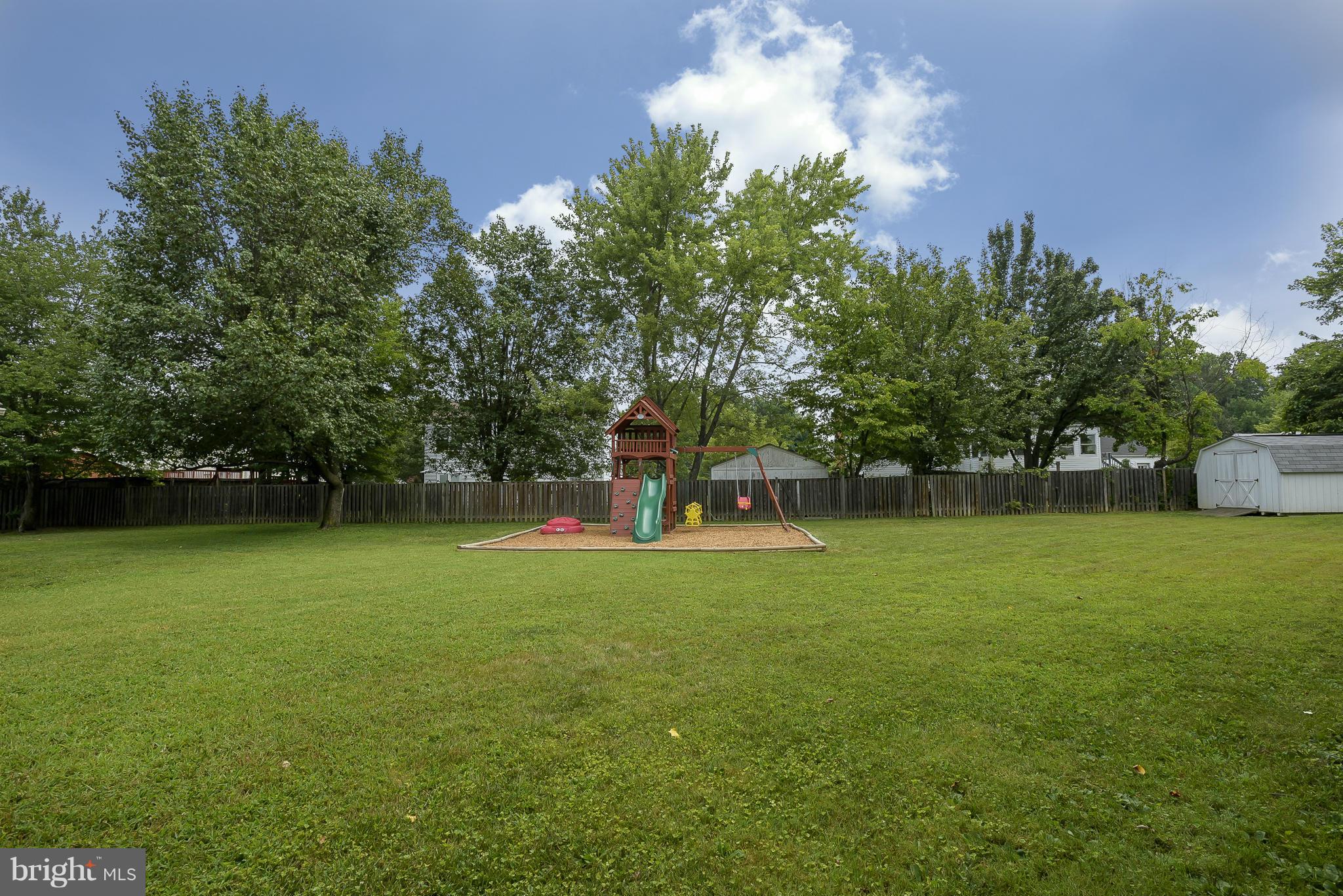 NORTHVIEW AT LAKE VILLAGE - Residential